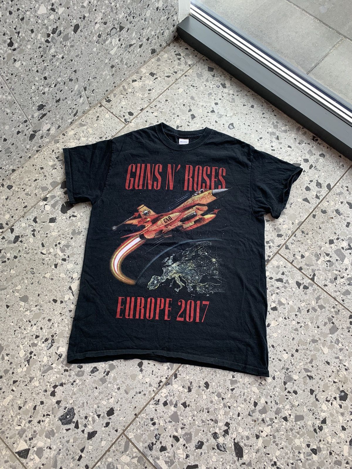 Band Tees × Guns N' Roses GUNS N' ROSES Not In This Lifetime