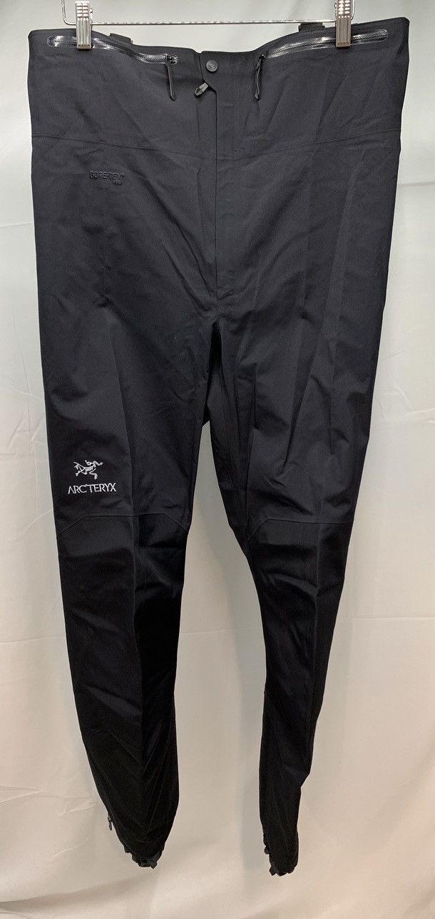 Arc'teryx ARCTERYX Beta SV Bib Black Gore Tex Pro Ski Snowboard Pant Size L / US 10 / IT 46 - 1 Thumbnail