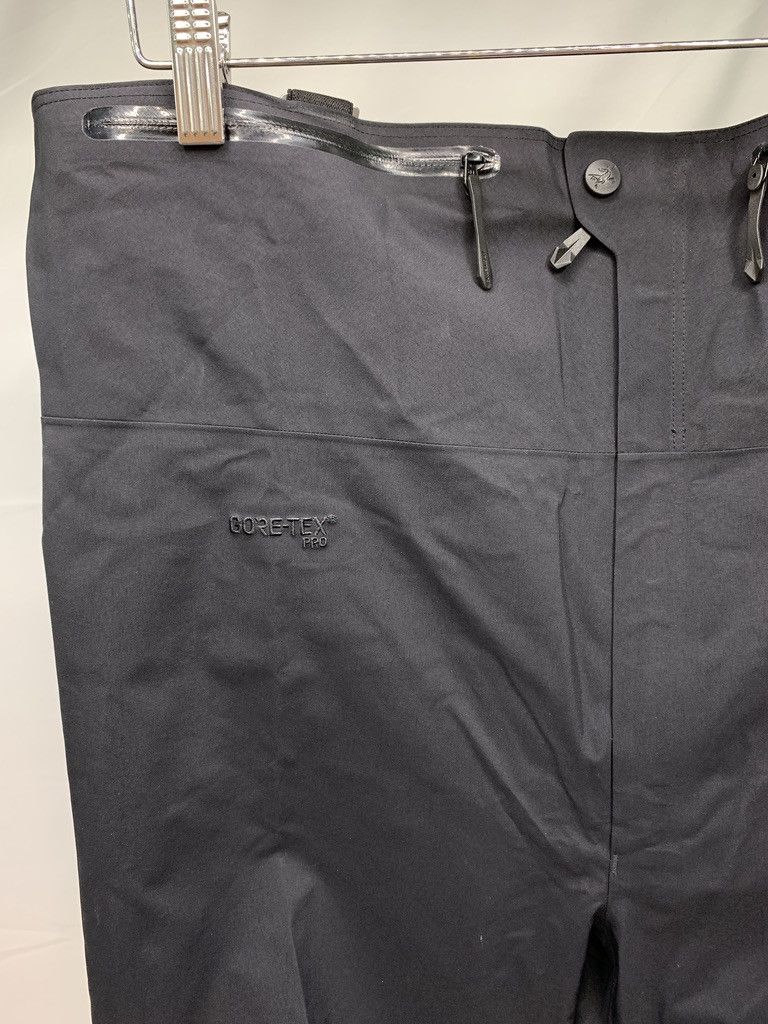 Arc'teryx ARCTERYX Beta SV Bib Black Gore Tex Pro Ski Snowboard Pant Size L / US 10 / IT 46 - 3 Thumbnail