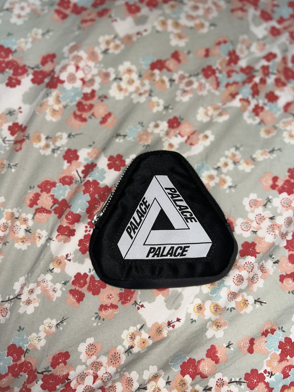 Palace Palace porter zip coin wallet | Grailed