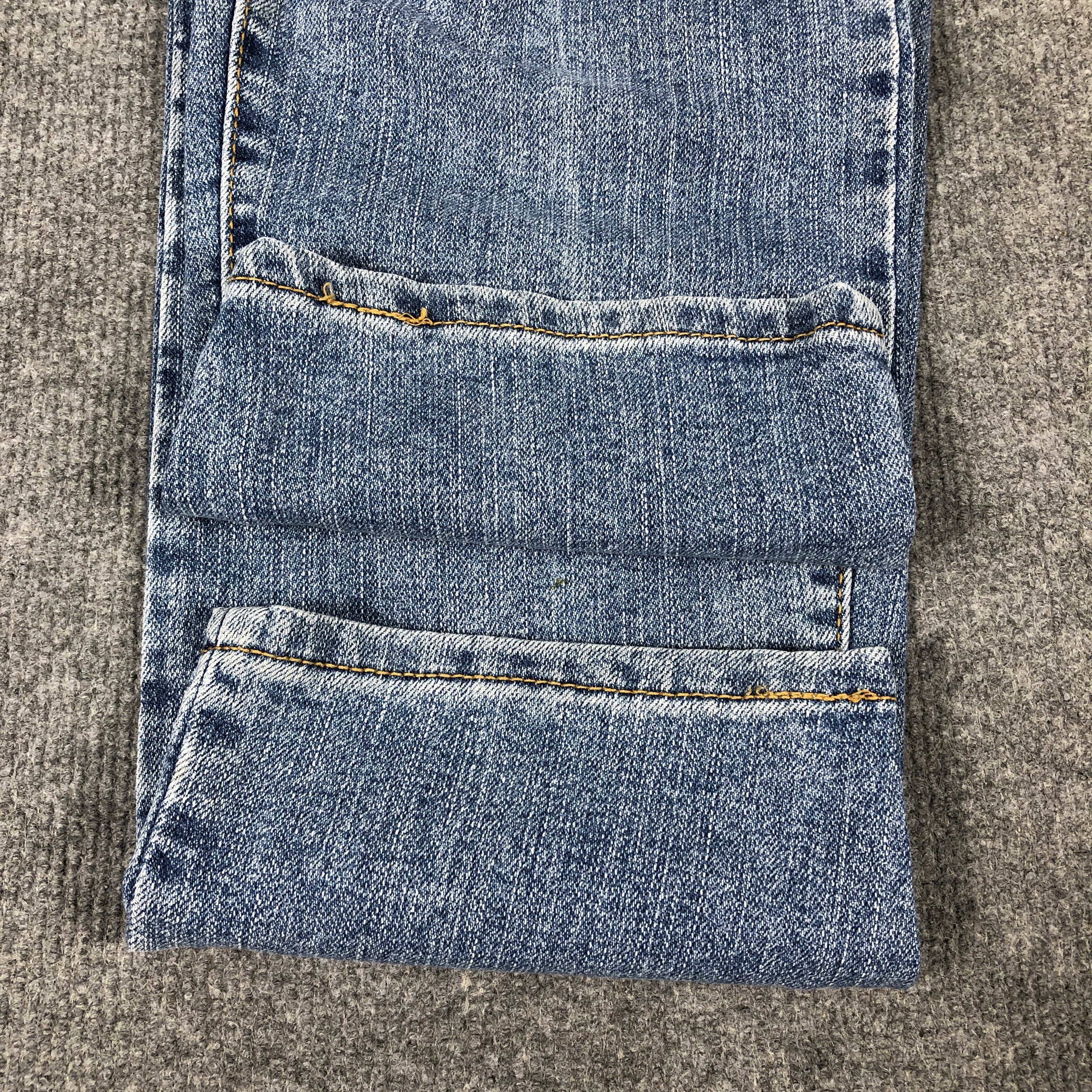 Levi's Levi's Lot 550 Relaxed Tapered Faded Blue Jean Size US 31 - 9 Thumbnail