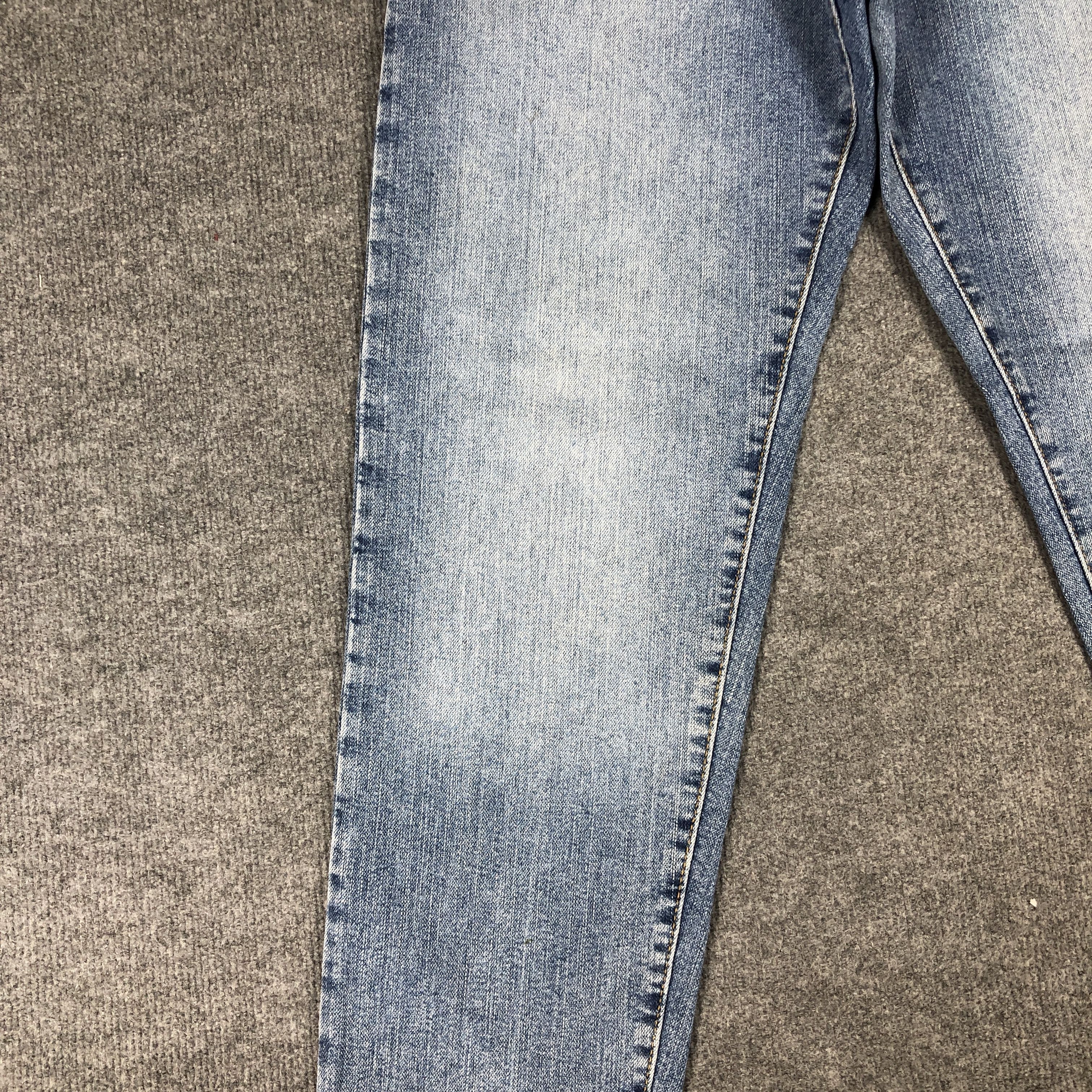 Levi's Levi's Lot 550 Relaxed Tapered Faded Blue Jean Size US 31 - 6 Thumbnail