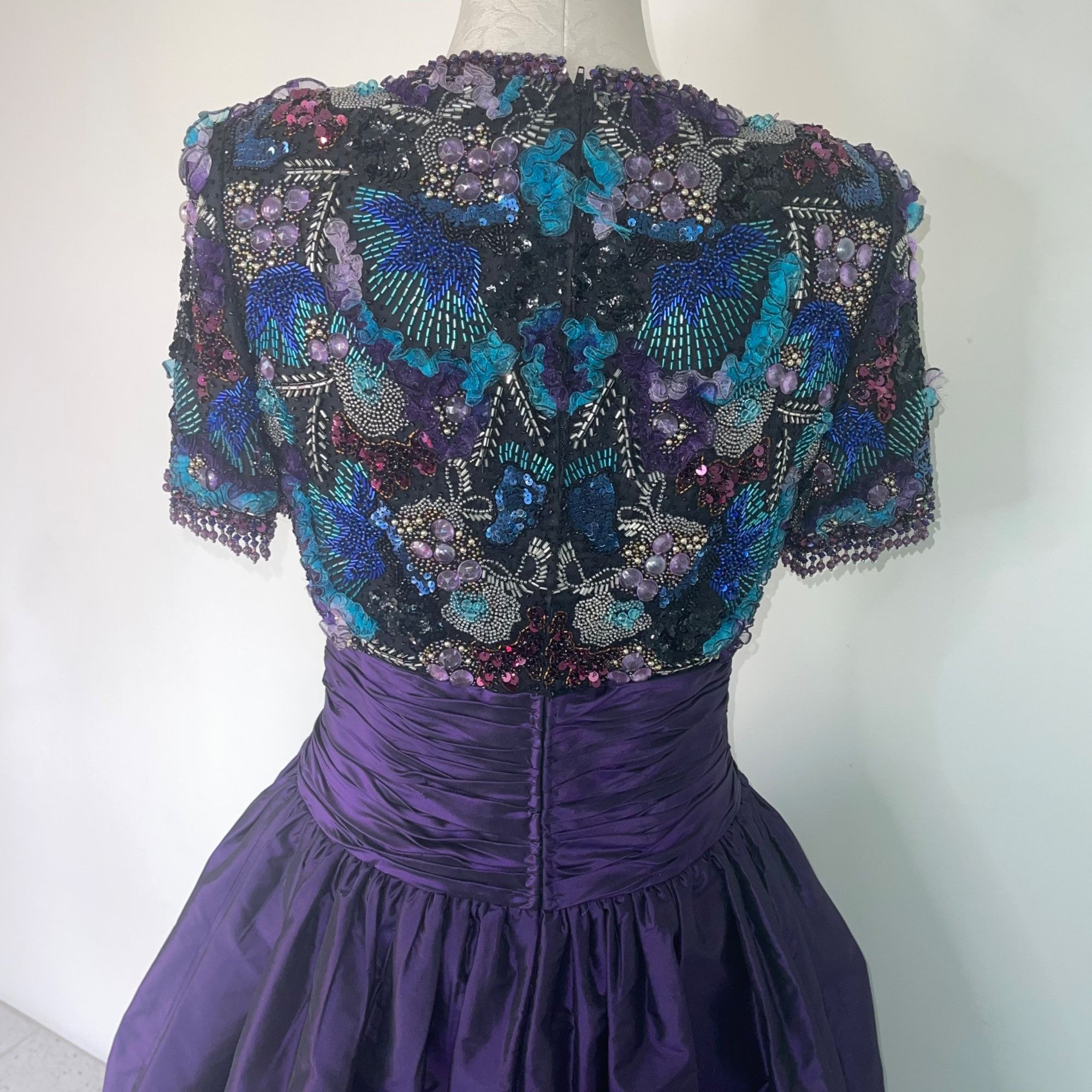 Vintage Victoria Royal Ltd. Vintage Womens Ballgown Size 8 80s 90s Size M / US 6-8 / IT 42-44 - 7 Thumbnail