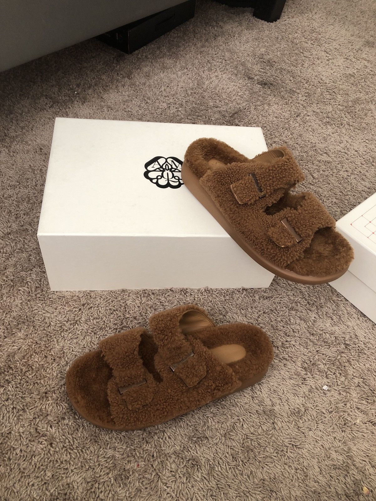 Baller slides