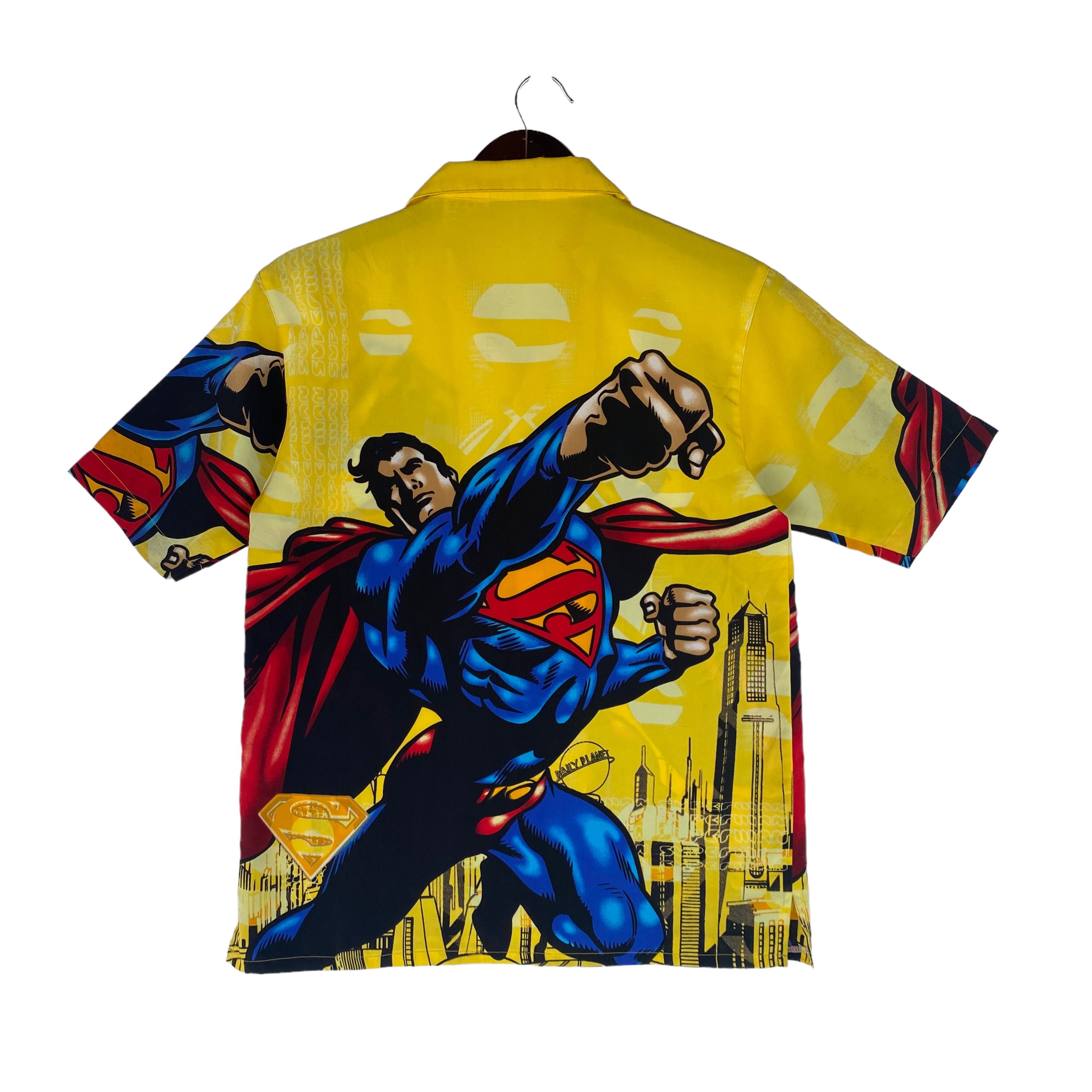 DC Comics 💥VINTAGE SUPERMAN DC Comics cartoon overprint shirt Size US S / EU 44-46 / 1 - 2 Thumbnail