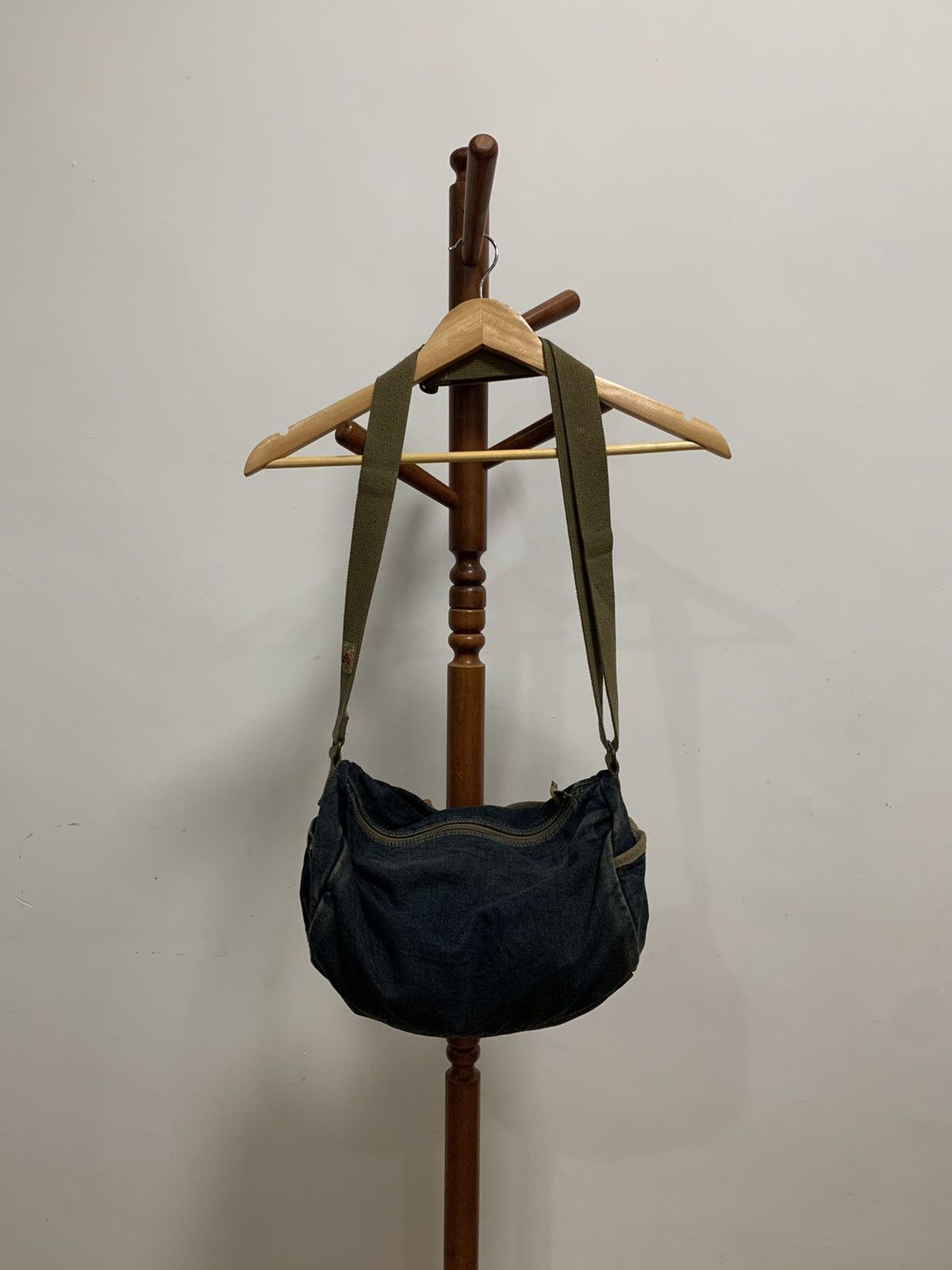 Japanese Brand Lucas Sling Duffle Medium Bag Denim Size ONE SIZE - 9 Thumbnail