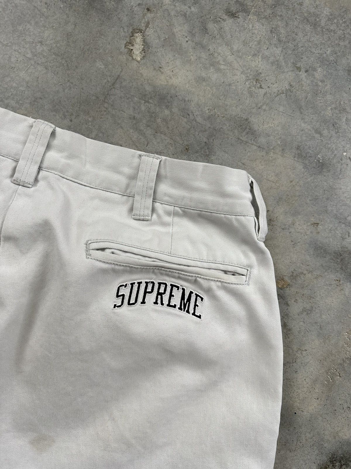 Supreme Supreme Arc Logo Chino Pant SS19 Sz. 30 Size US 30 / EU 46 - 3 Thumbnail