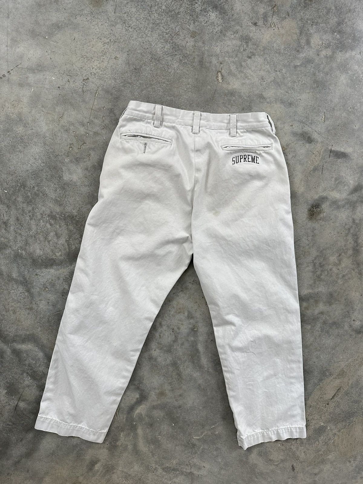 image of Supreme Arc Logo Chino Pant Ss19 Sz. 30 in White, Men's