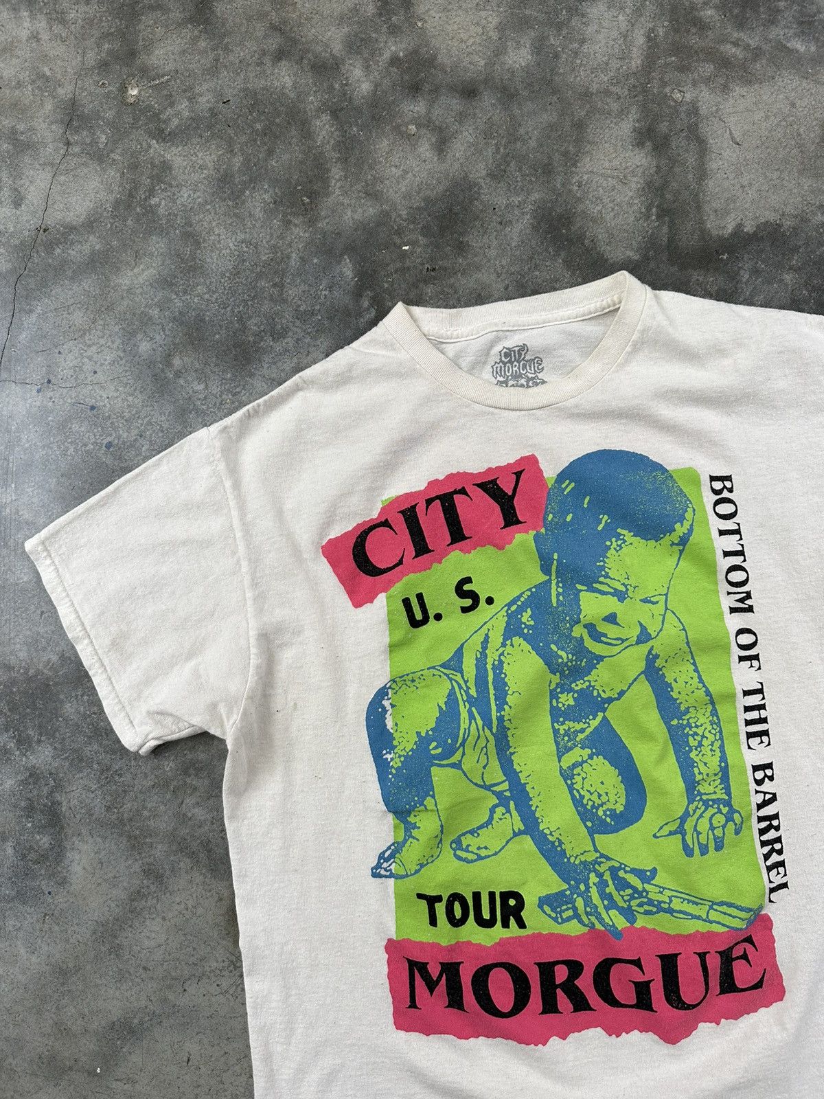 Other City Morgue Bottom Of The Barrel White Tour Tee Sz. Large Size US L / EU 52-54 / 3 - 2 Thumbnail