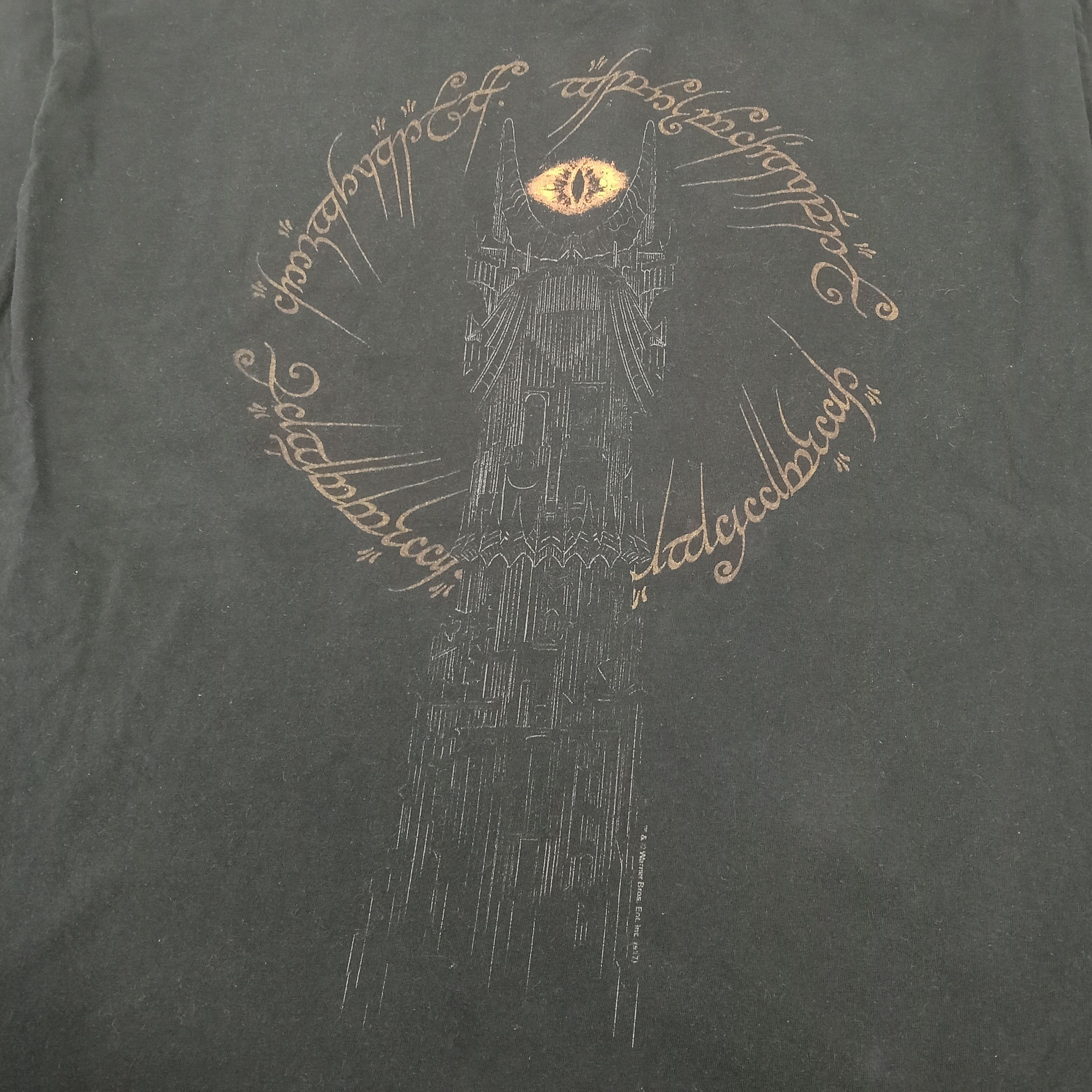 Fruit Of The Loom Lord of The Ring American Fantasy Movie Tshirt Size US XL / EU 56 / 4 - 2 Thumbnail