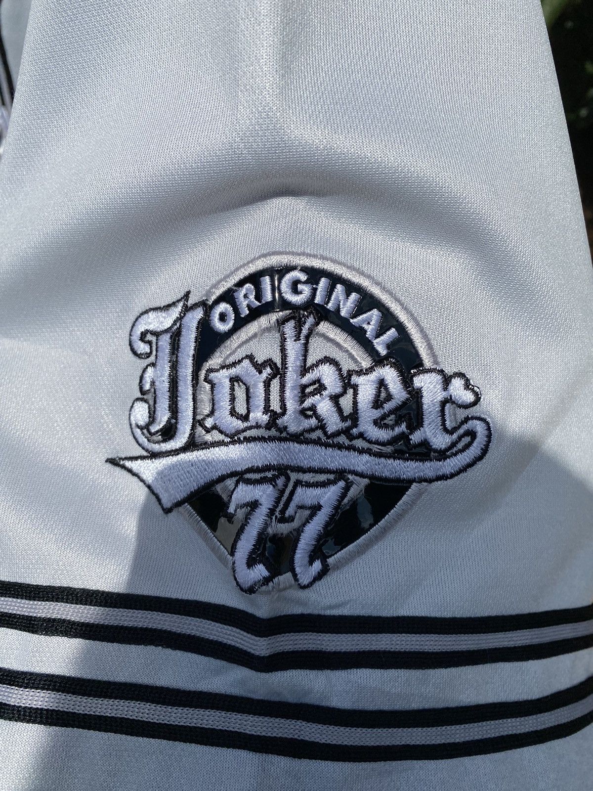 Rap Tees JOKER 77 BIG LOGO EMBROIDERY BASEBALL STYLE JERSEY Size US XXL / EU 58 / 5 - 6 Thumbnail