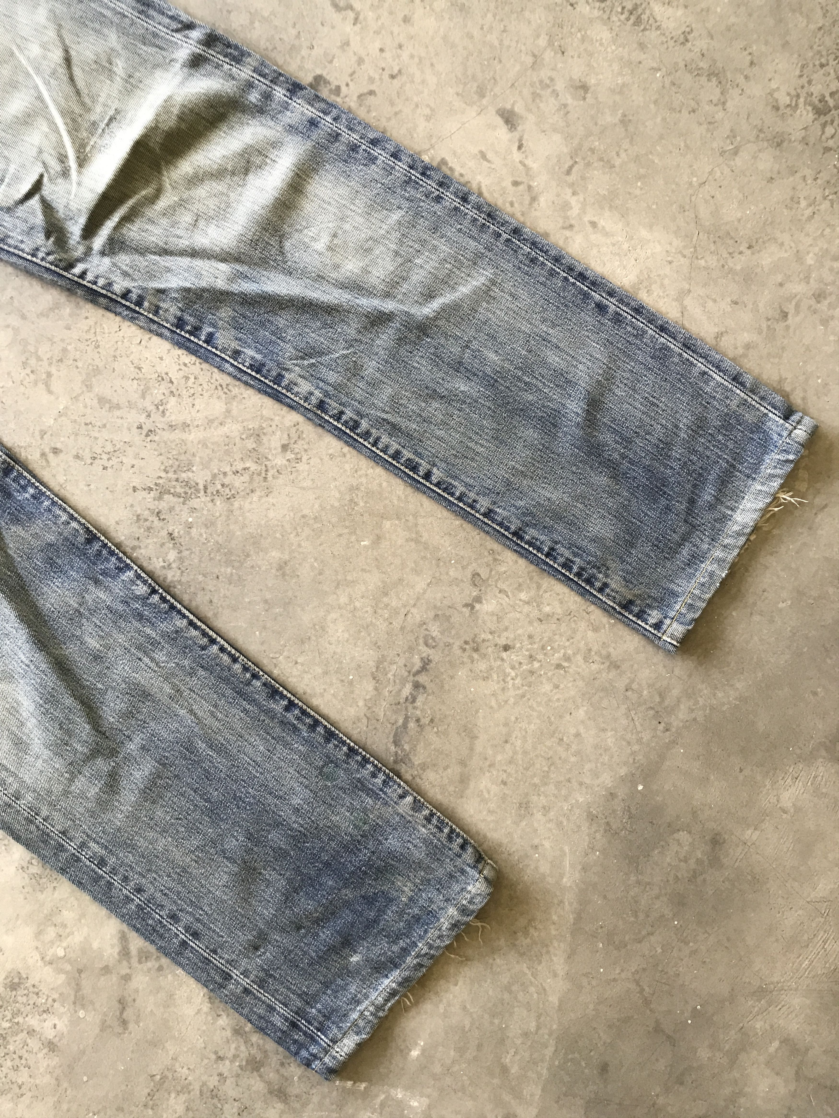 Levi's VLEV61-Levis 501 Light Distressed Nirvana Style Jeans Size US 29 - 3 Thumbnail