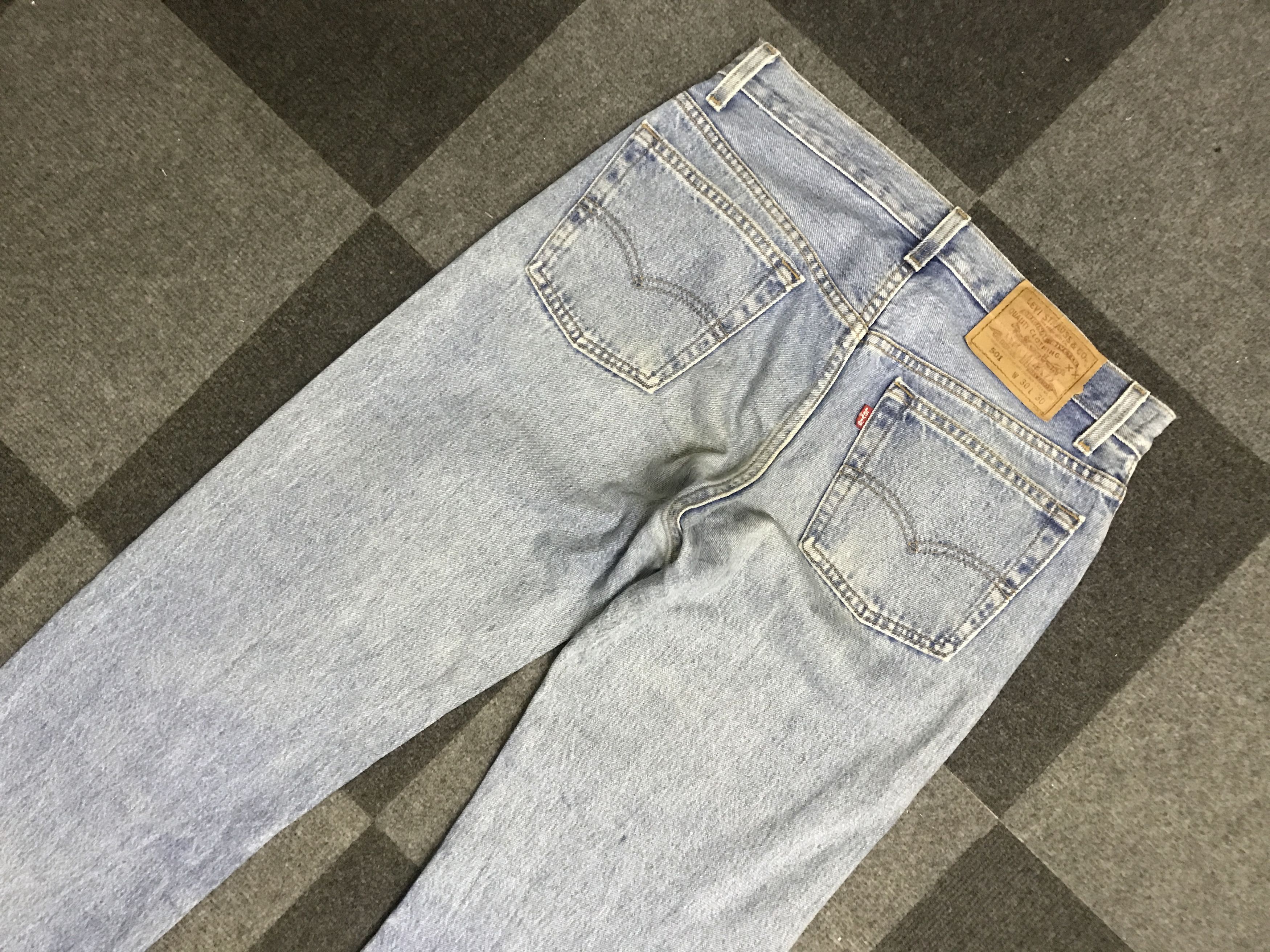 Levi's VLEV130-Vtg Levis 501 Light Wash Jeans Size US 30 / EU 46 - 8 Thumbnail