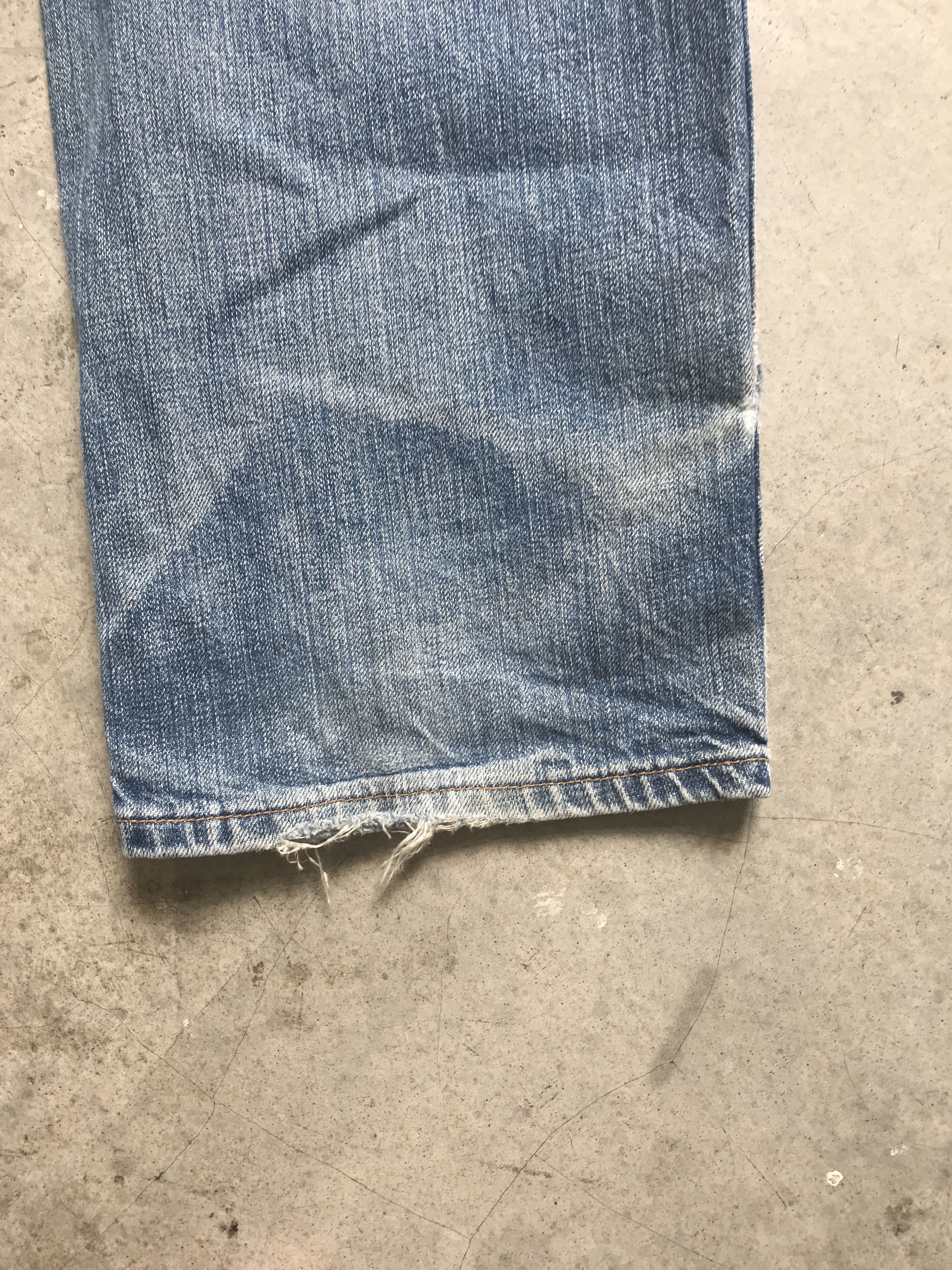 Levi's VLEV34 - Vintage Levis 501 Distressed Denim Size US 31 - 12 Thumbnail