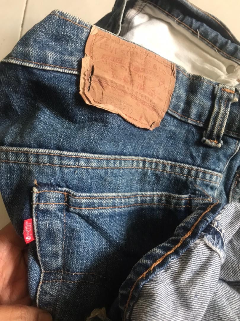 Levi's VLEV34 - Vintage Levis 501 Distressed Denim Size US 31 - 17 Thumbnail