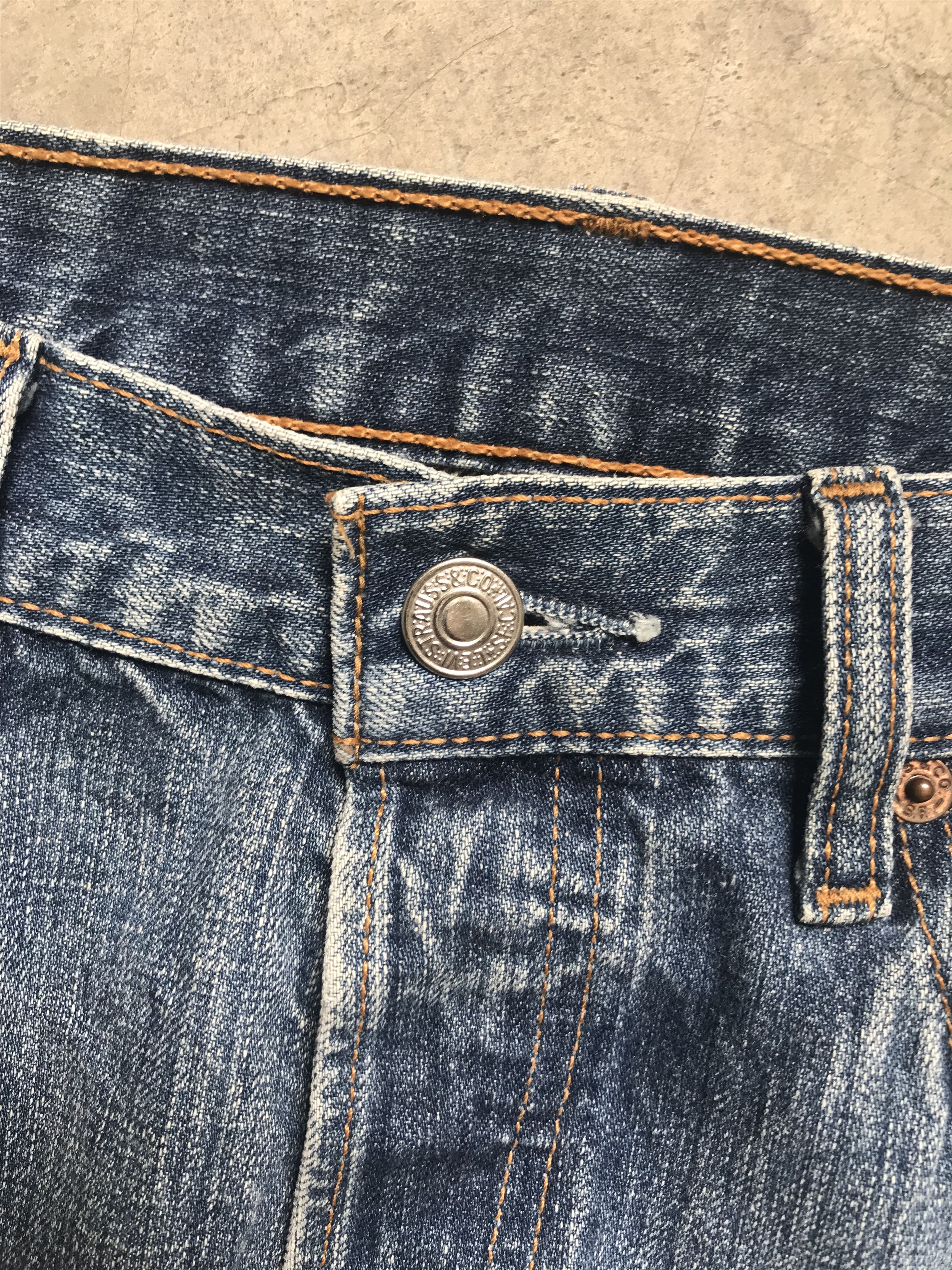 Levi's VLEV34 - Vintage Levis 501 Distressed Denim Size US 31 - 7 Thumbnail