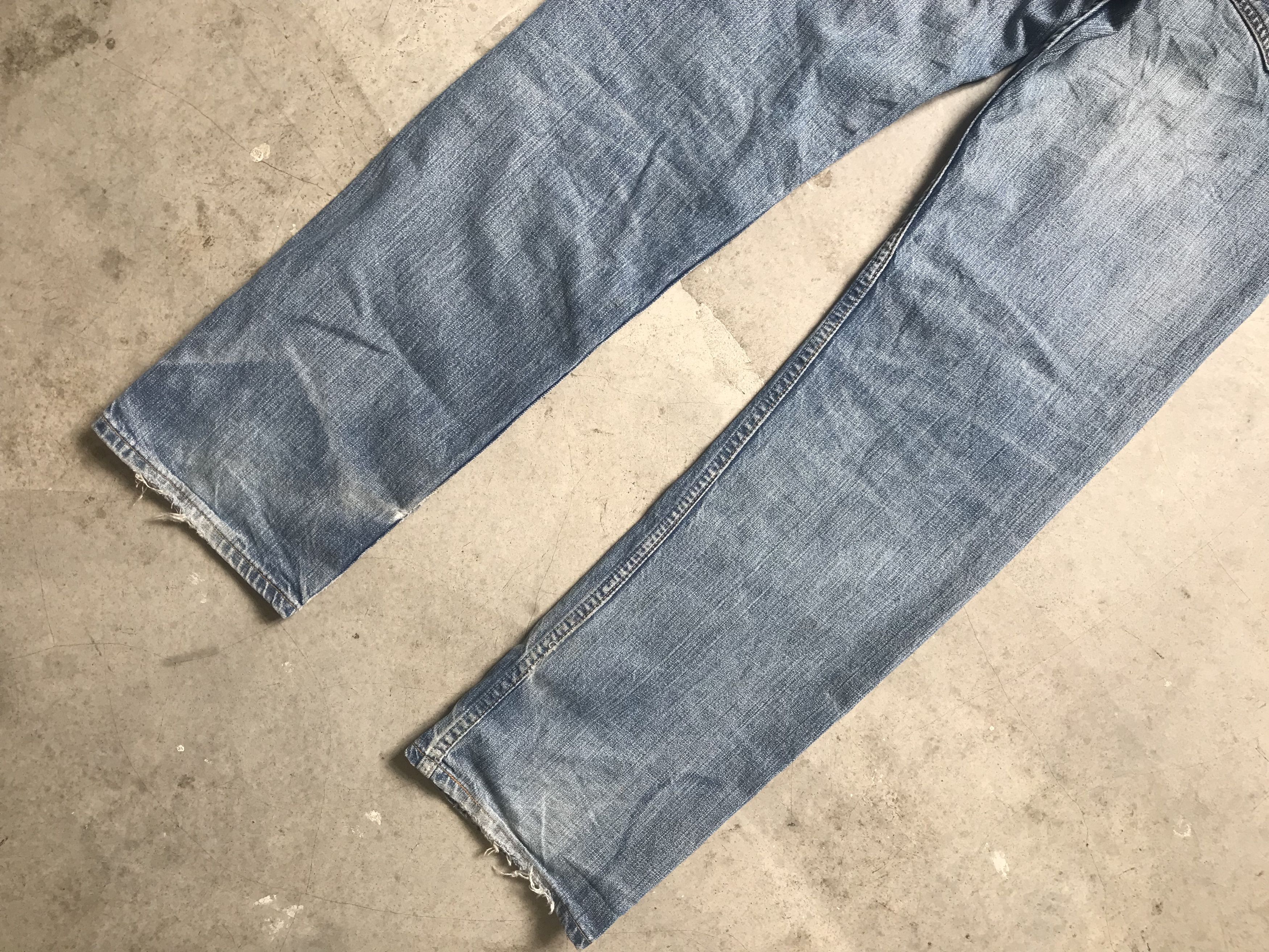 Levi's VLEV34 - Vintage Levis 501 Distressed Denim Size US 31 - 11 Thumbnail