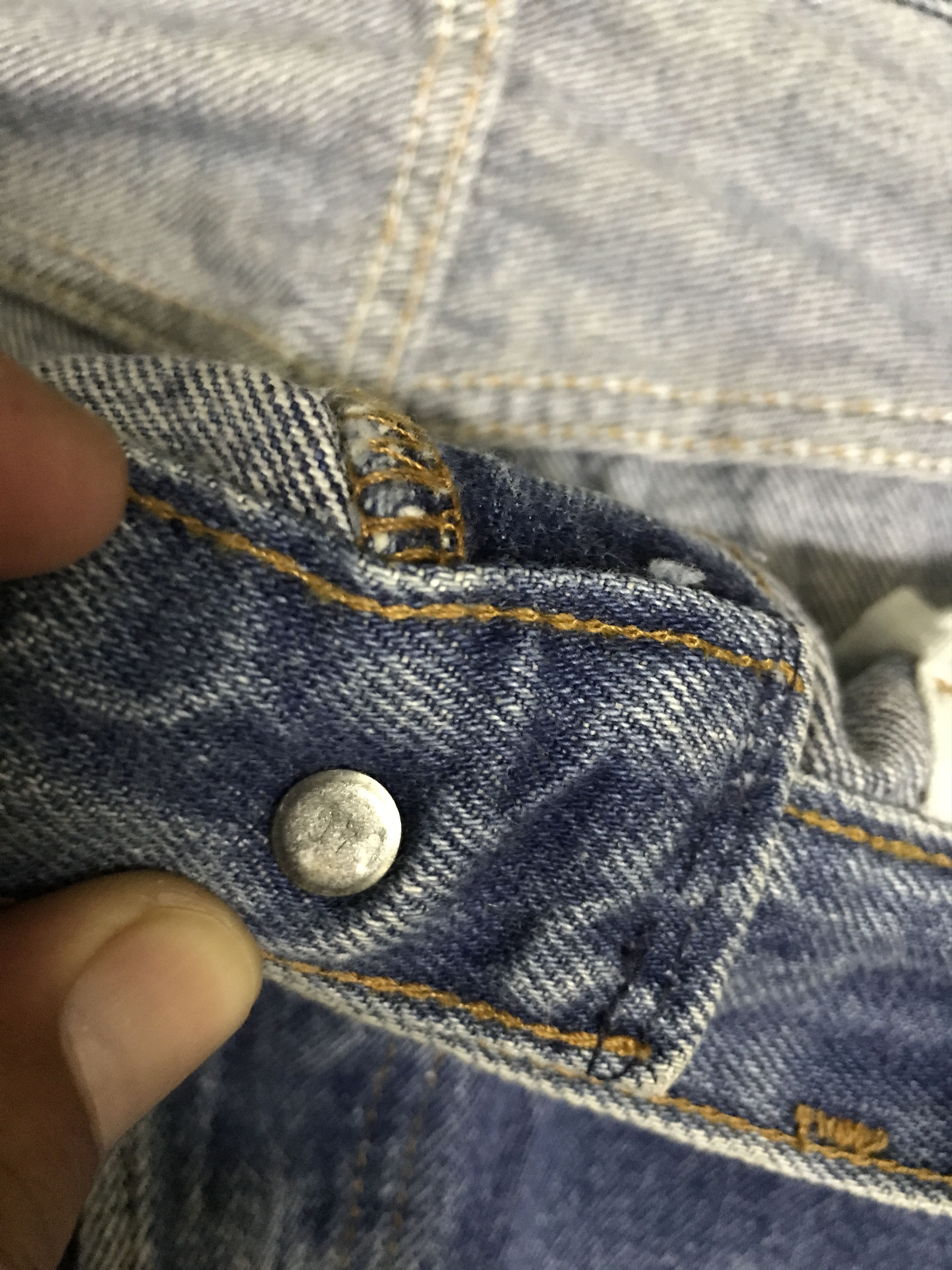 Levi's VLEV139-Vintage 80s Levis 501 Medium wash Jeans Size US 34 / EU 50 - 6 Thumbnail