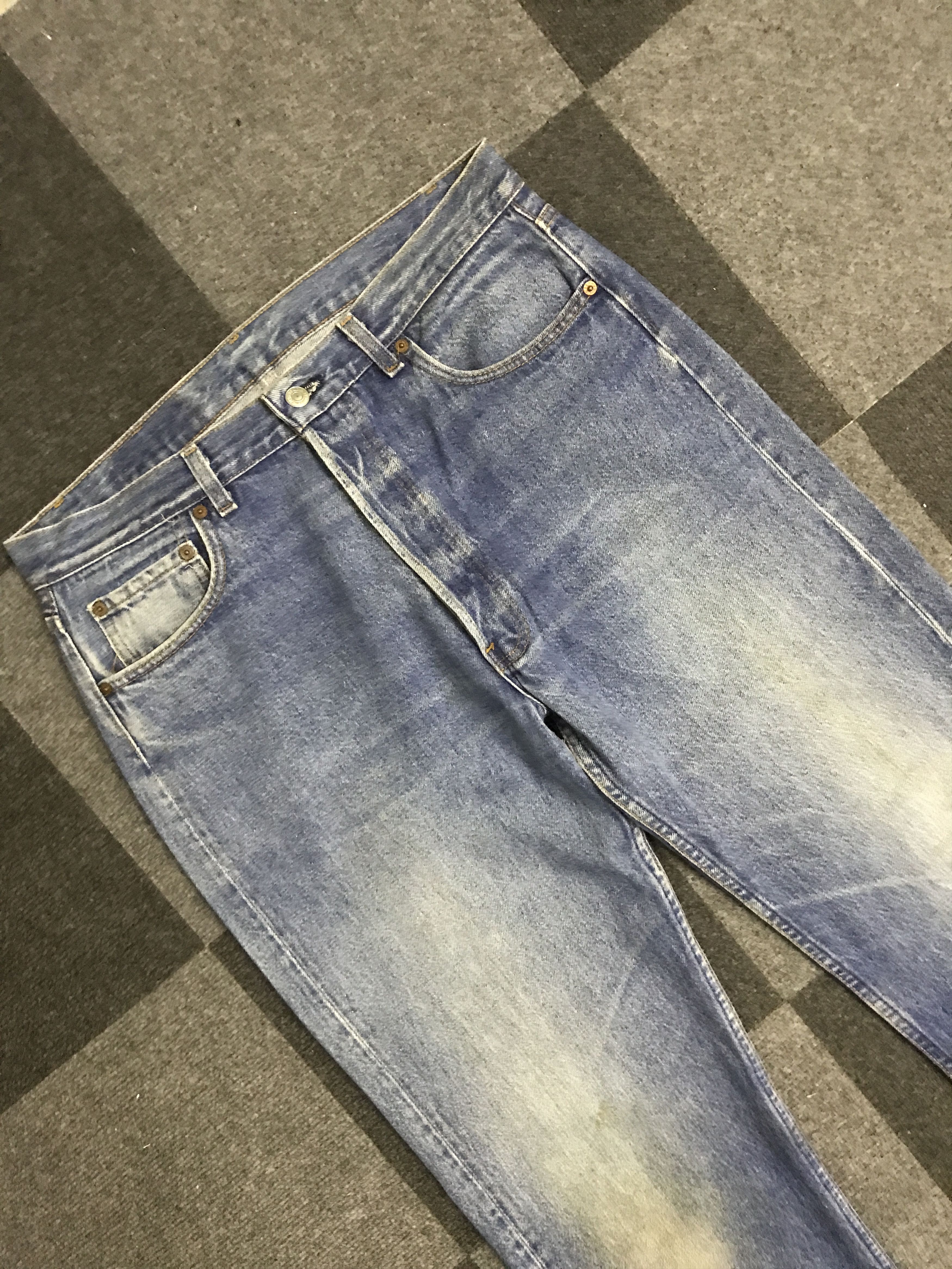 Levi's VLEV139-Vintage 80s Levis 501 Medium wash Jeans Size US 34 / EU 50 - 2 Thumbnail
