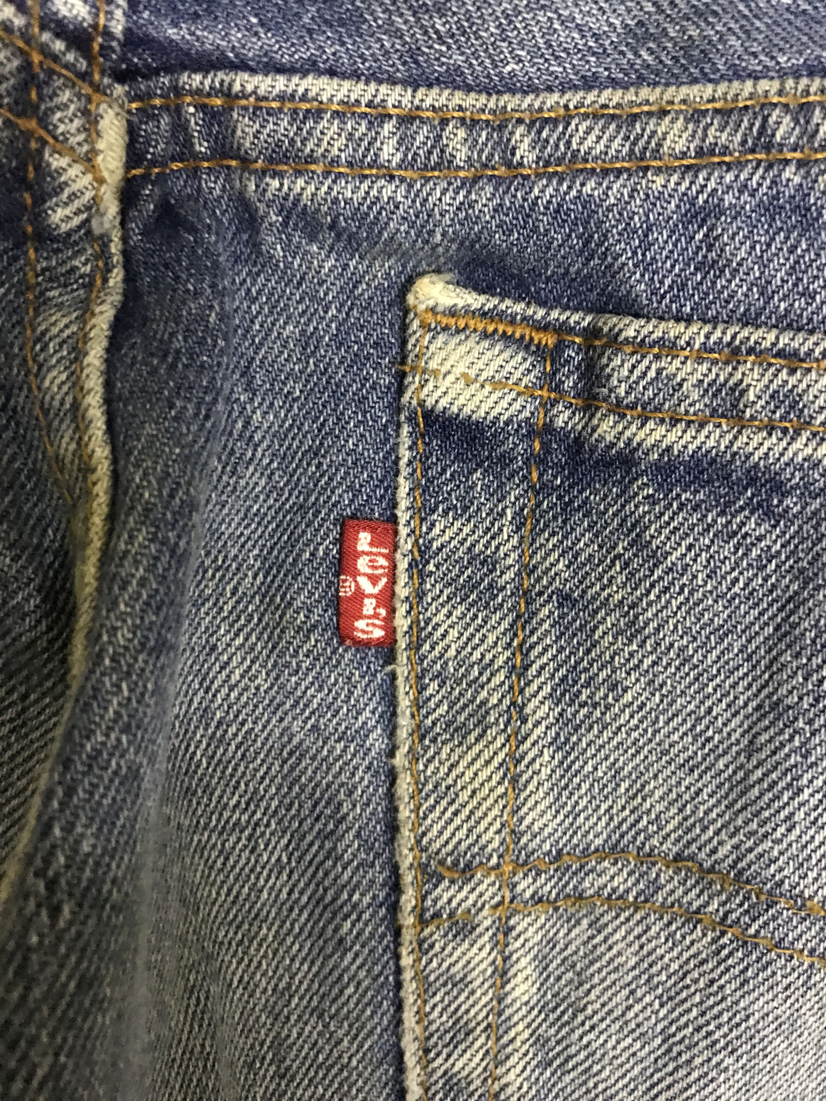 Levi's VLEV139-Vintage 80s Levis 501 Medium wash Jeans Size US 34 / EU 50 - 11 Thumbnail