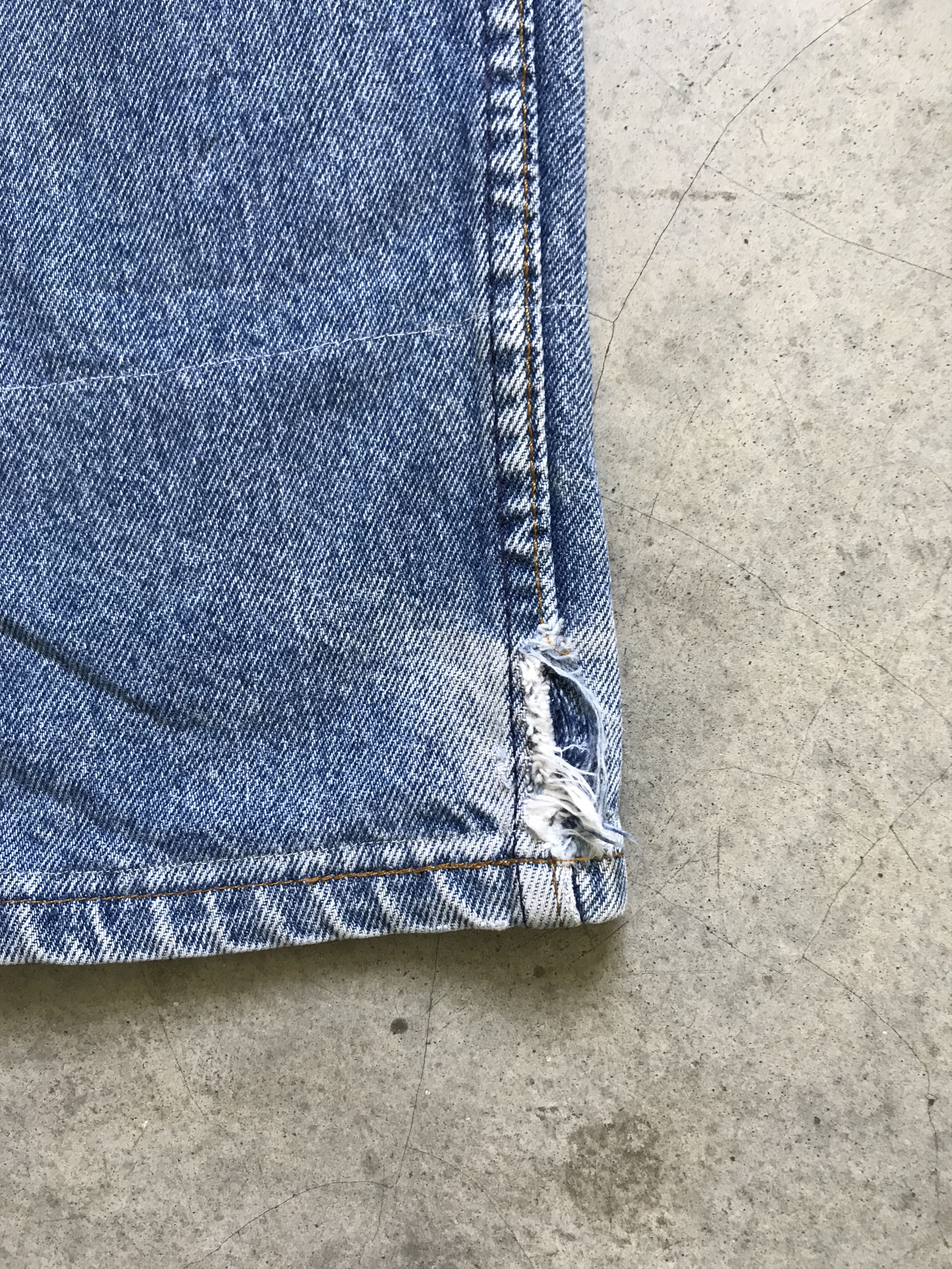 Levi's × Mickey Mouse VLEV11 - Vintage 80s Levis x Mickey Mouse Rebuild Denim Size US 31 - 4 Thumbnail