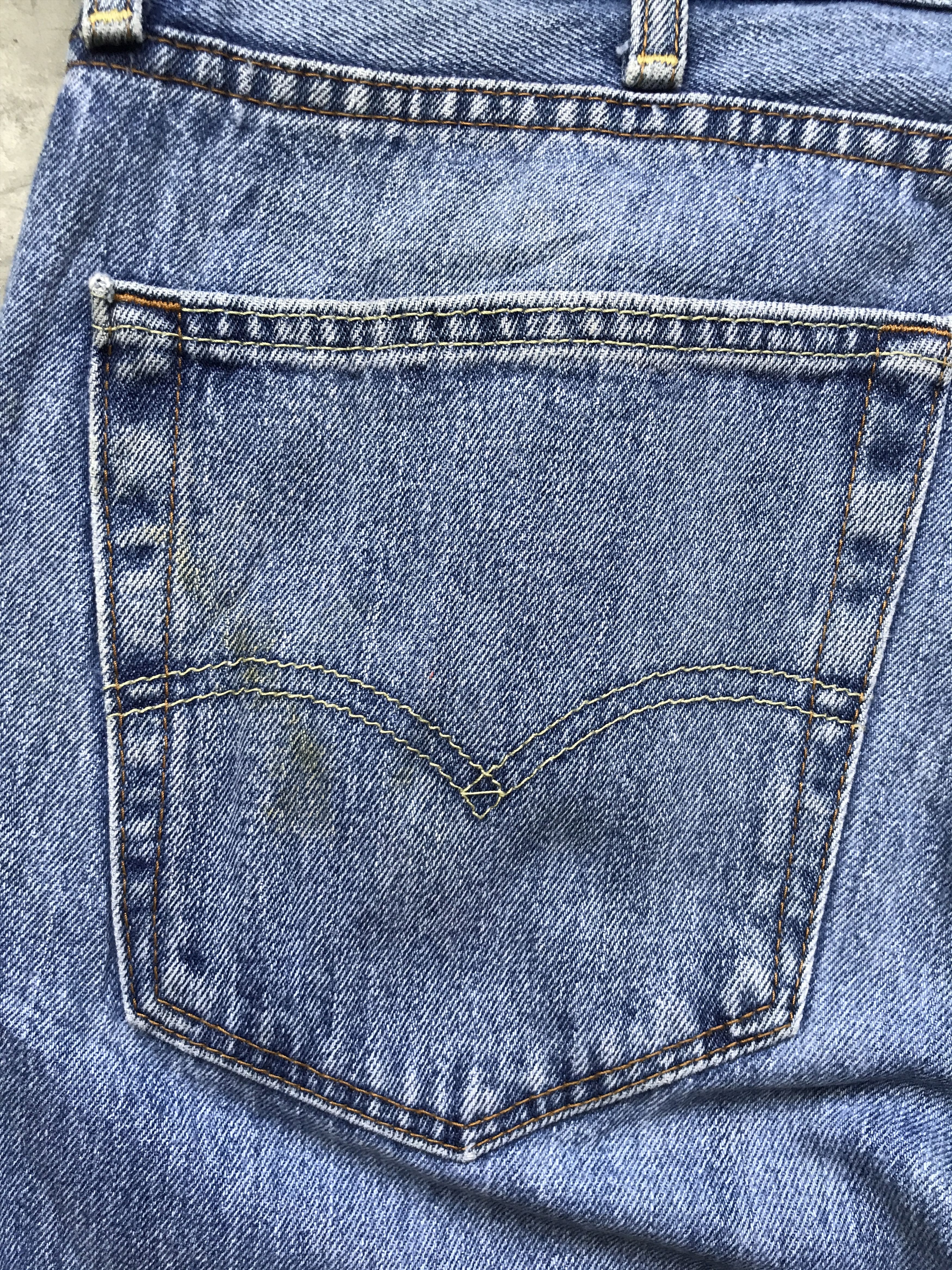 Levi's VLEV54 - Levis 505 Light Wash Regular Jeans Size US 37 - 14 Thumbnail