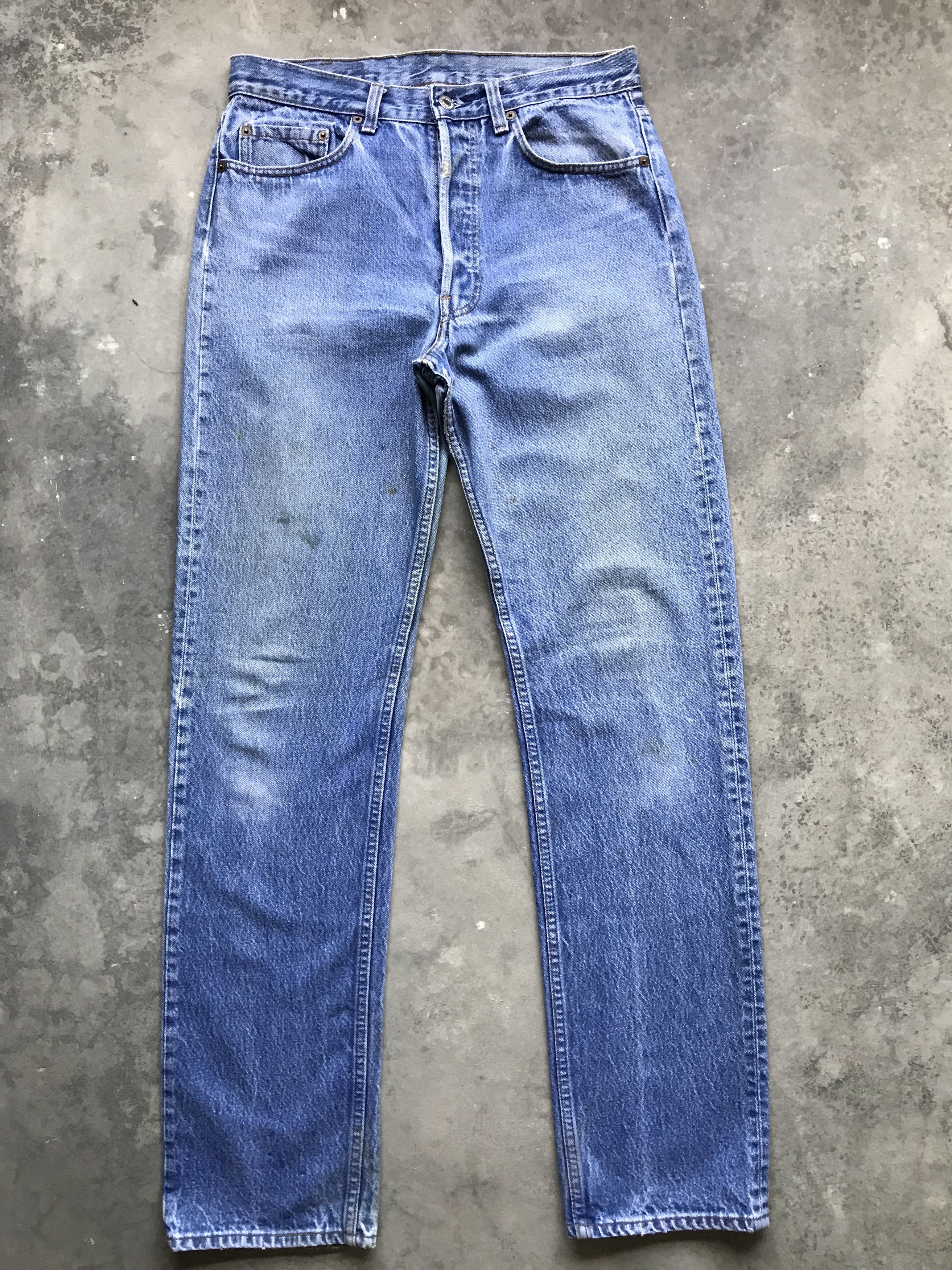 image of Vlev14 - Vintage 80's Levis 501 Denim in Light Wash, Men's (Size 31)