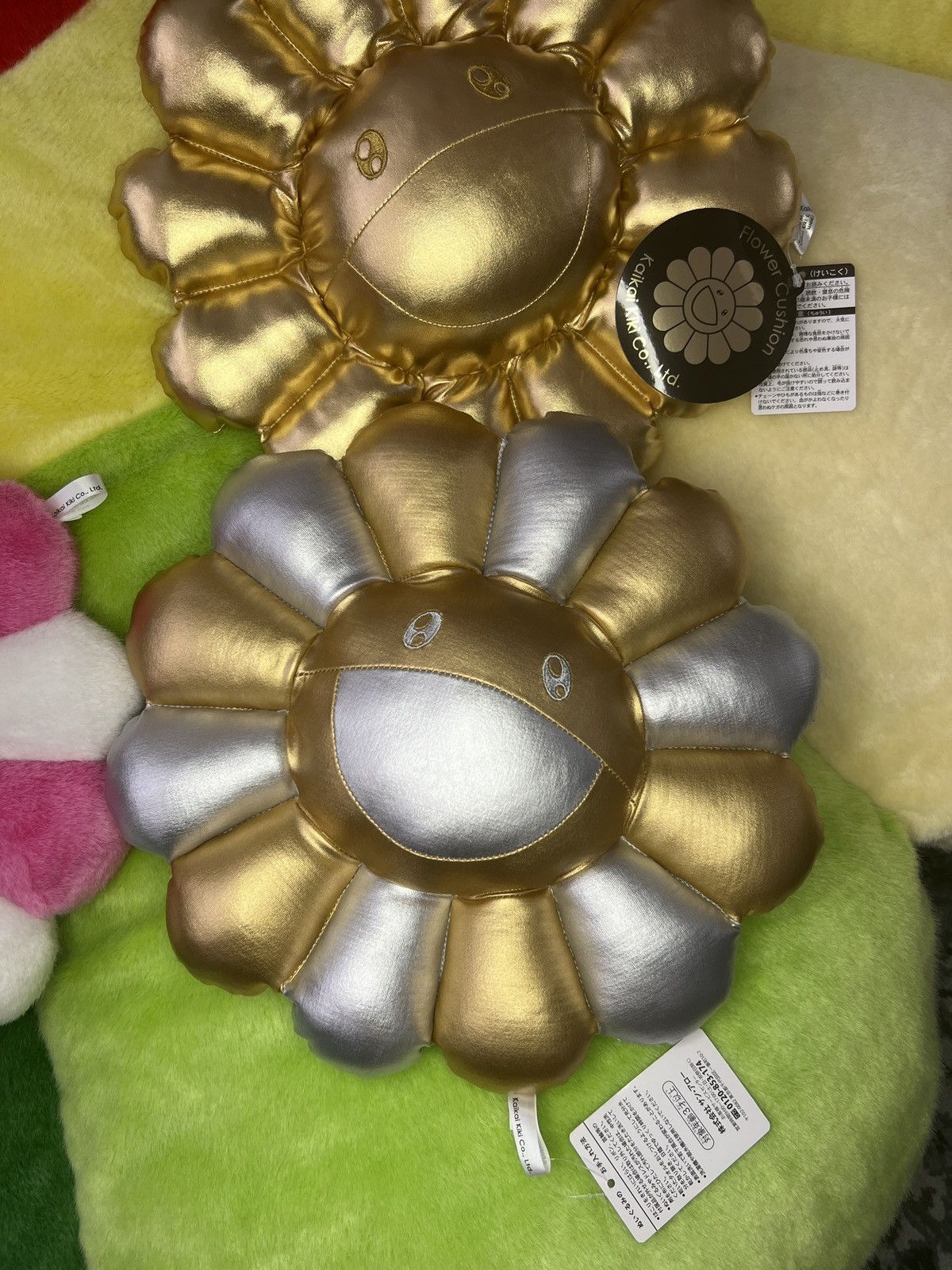 Takashi Murakami Takashi murkami pillow silver gold 30cm Size ONE SIZE - 1 Thumbnail