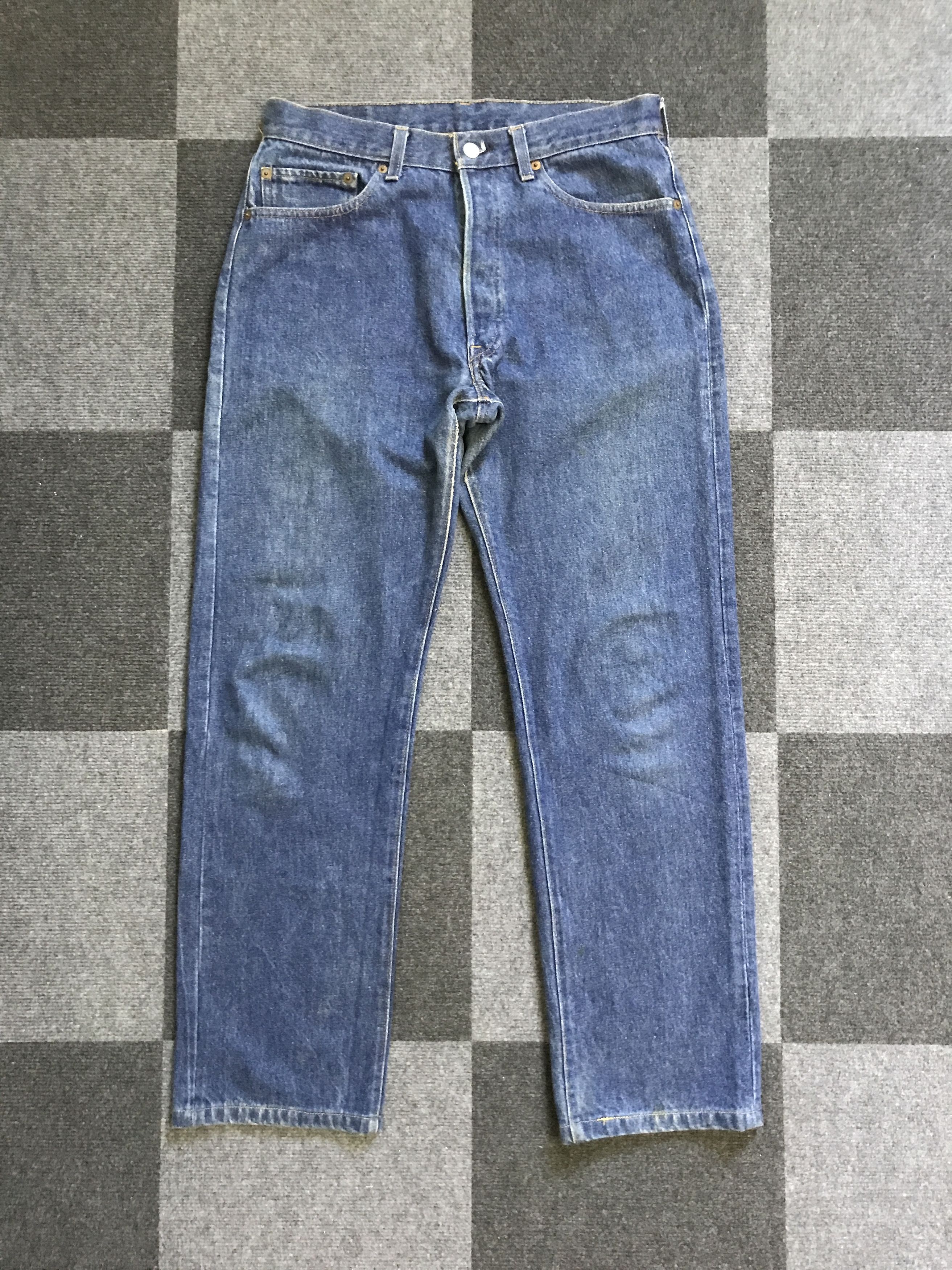 image of Vlev92-Vintage 80's Levis 501 Blue Wash Jeans, Men's (Size 31)