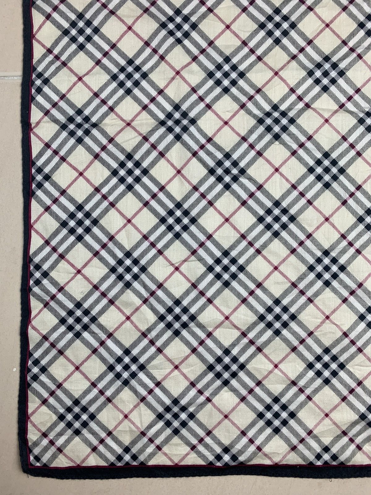 Burberry Burberry Handkerchief Pocketsquares Size ONE SIZE - 7 Thumbnail