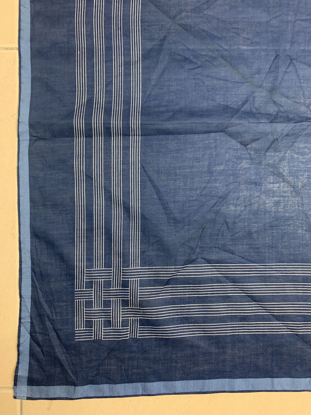 Pierre Balmain Pierre Balmain Handkerchief Pocketsquares Size ONE SIZE - 7 Thumbnail
