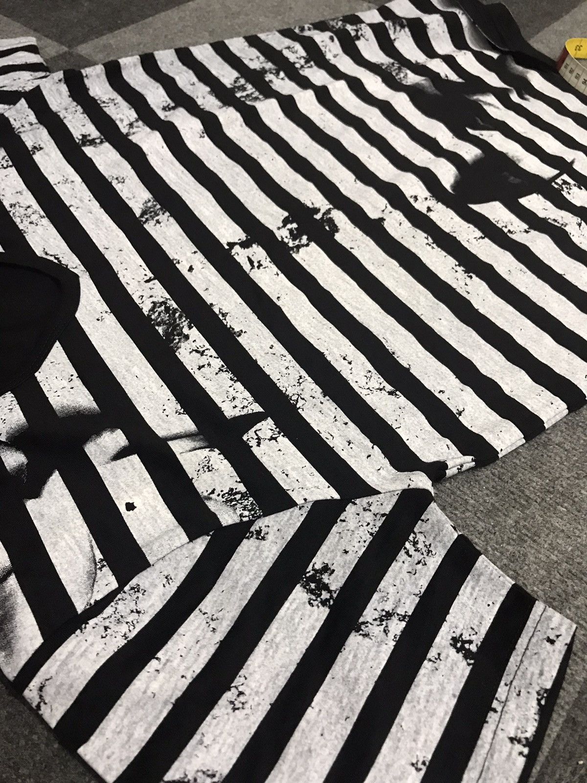 Japanese Brand × Seditionaries Wild Life Seditionaries Prisoner Stripe Pain Splash Short Size L / US 10 / IT 46 - 11 Thumbnail