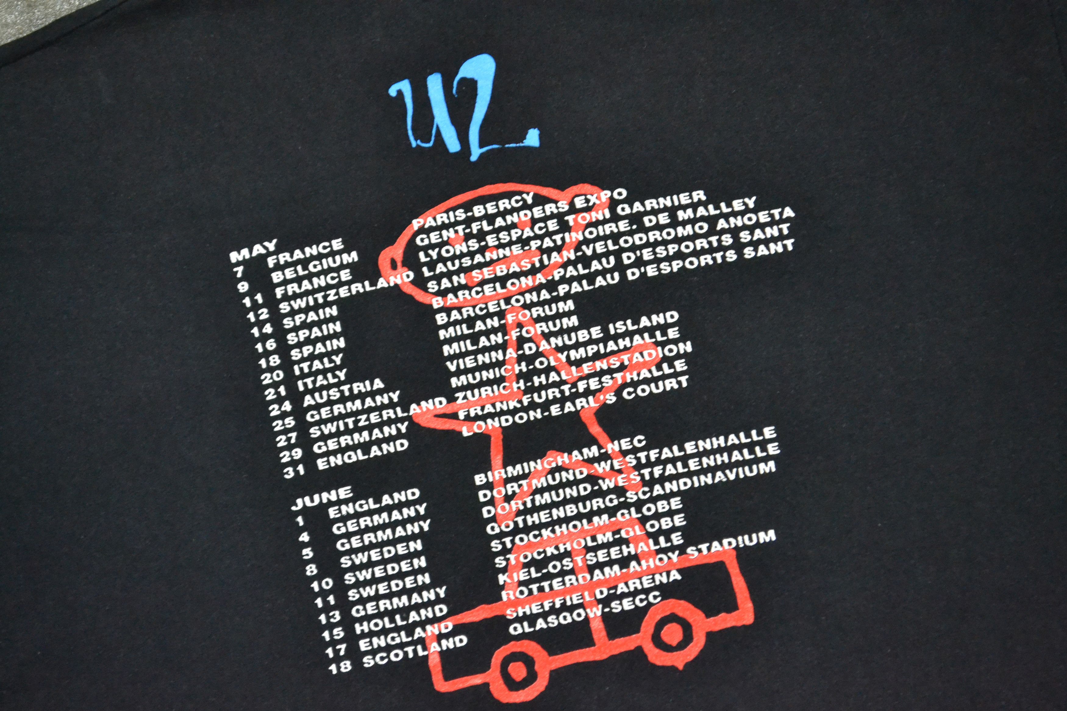 Vintage 1992 Vintage U2 Zoo TV Tour Achtung Baby Rock Band TShirt