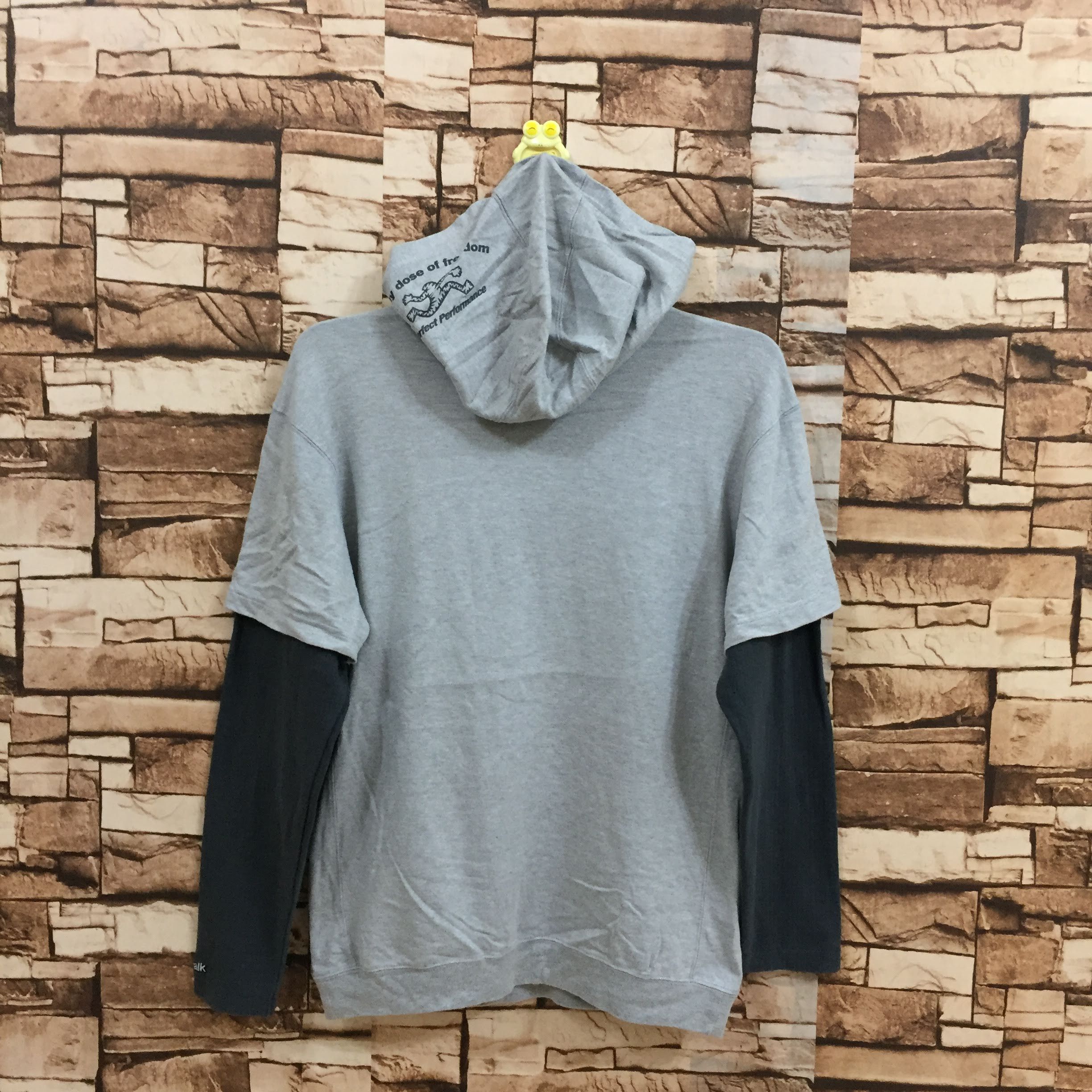 Airwalk Vintage AIRWALK hoodie spellout size M light gray Size US M / EU 48-50 / 2 - 8 Thumbnail