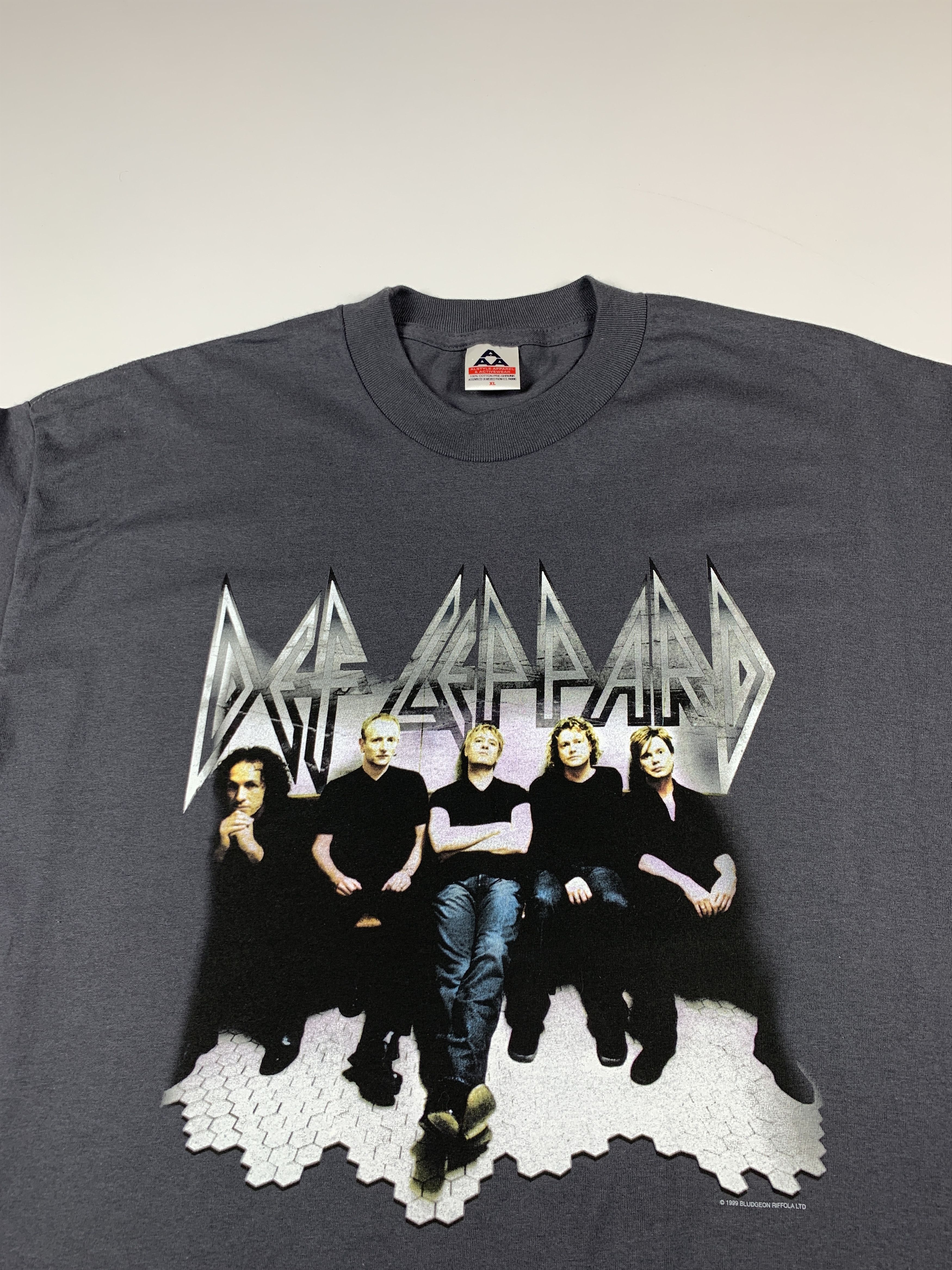 Alstyle 90's Def Leppard Euphoria 1999 Vintage Men's T-shirt Size US XL / EU 56 / 4 - 3 Thumbnail