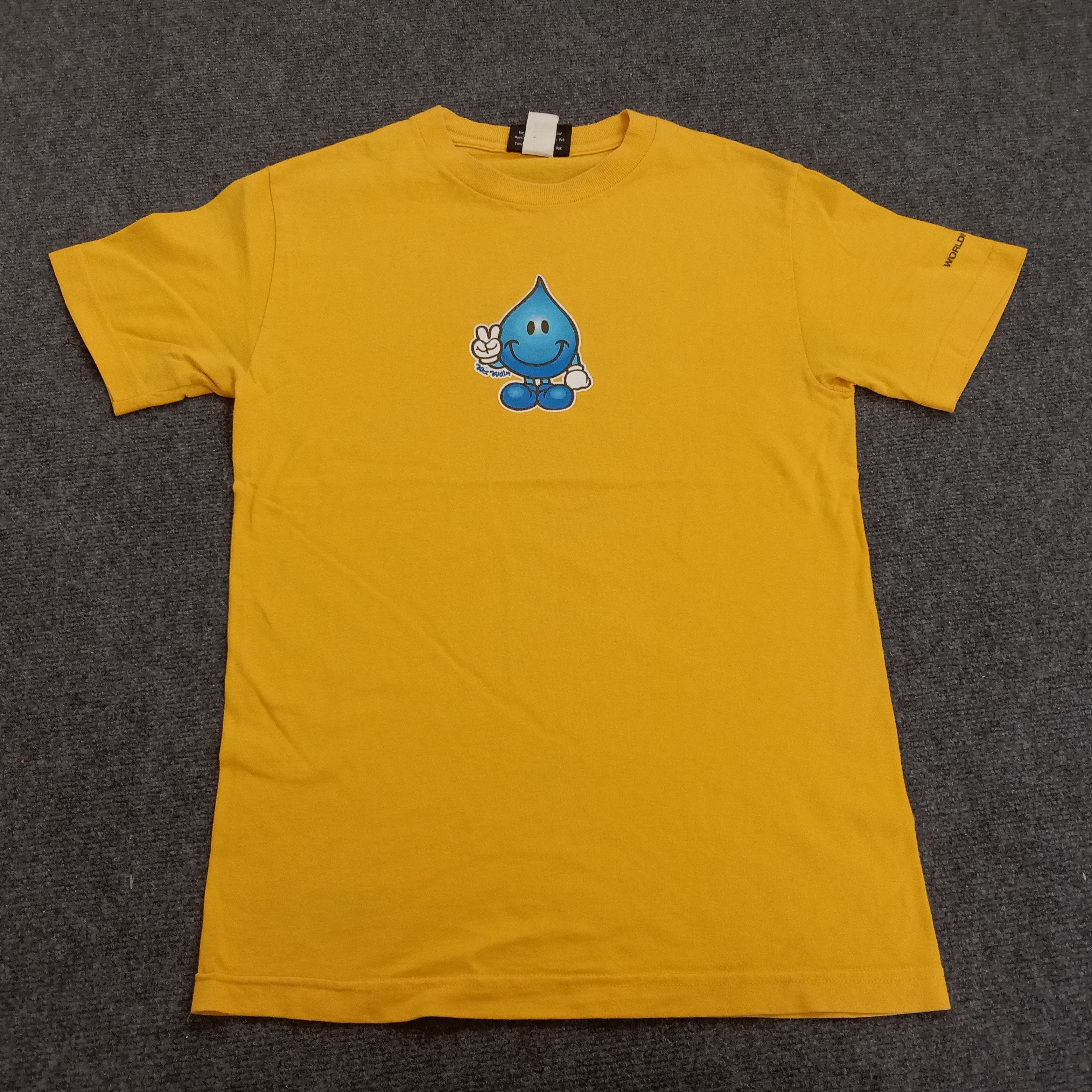 Vintage World Industries Skateboard Style Tshirt Made USA Size US S / EU 44-46 / 1 - 1 Thumbnail