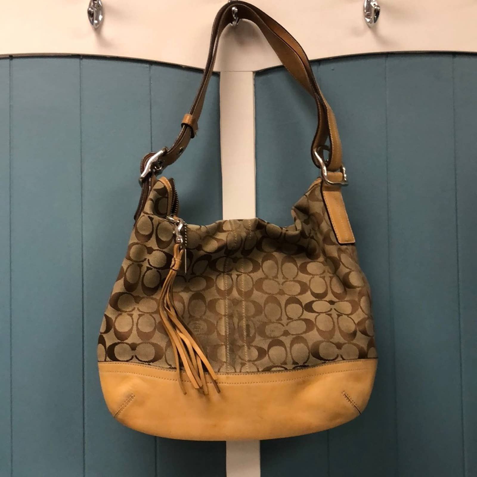 Coach Tan Signature Pattern Bag Coach Vintage Brown Striped Signature Tan Boston Satchel  main image 4