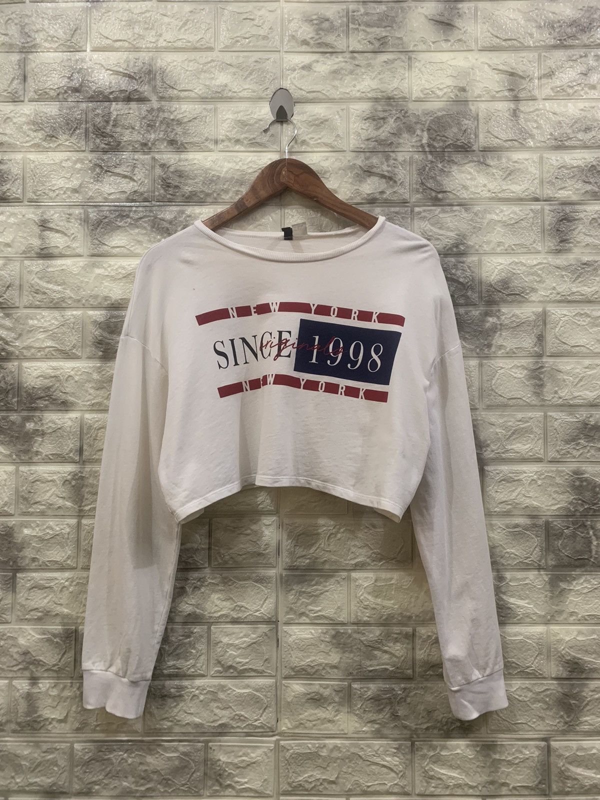 Divided New york cropped shirt Size US M / EU 48-50 / 2 - 2 Thumbnail