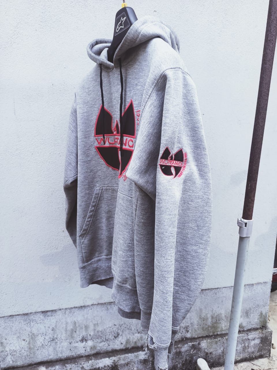 Rap Tees × Vintage × Wu-Tang Clan Vintage Wu-Tang Clan “1996” Hoodie – Raw Hip-Hop Energy Size US XS / EU 42 / 0 - 2 Thumbnail