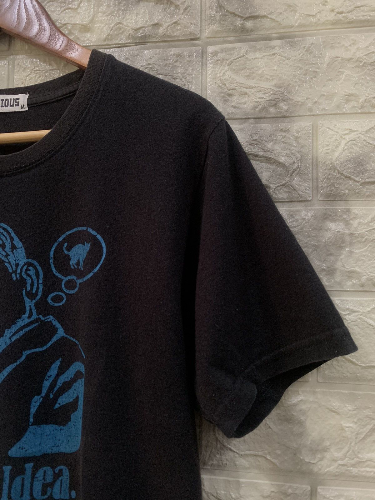 Vintage Vintage pluvious black tee Size US M / EU 48-50 / 2 - 4 Thumbnail