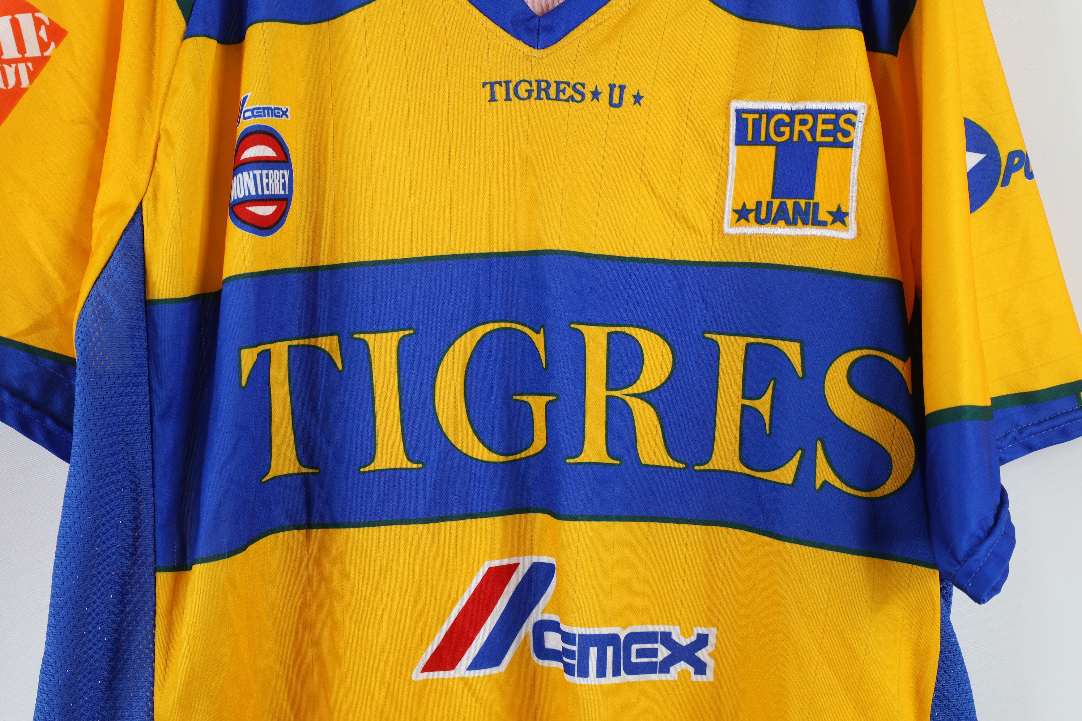 Vintage Vintage UANL Spell Out Soccer Football Jersey Mexico Liga MX Size US XL / EU 56 / 4 - 5 Thumbnail