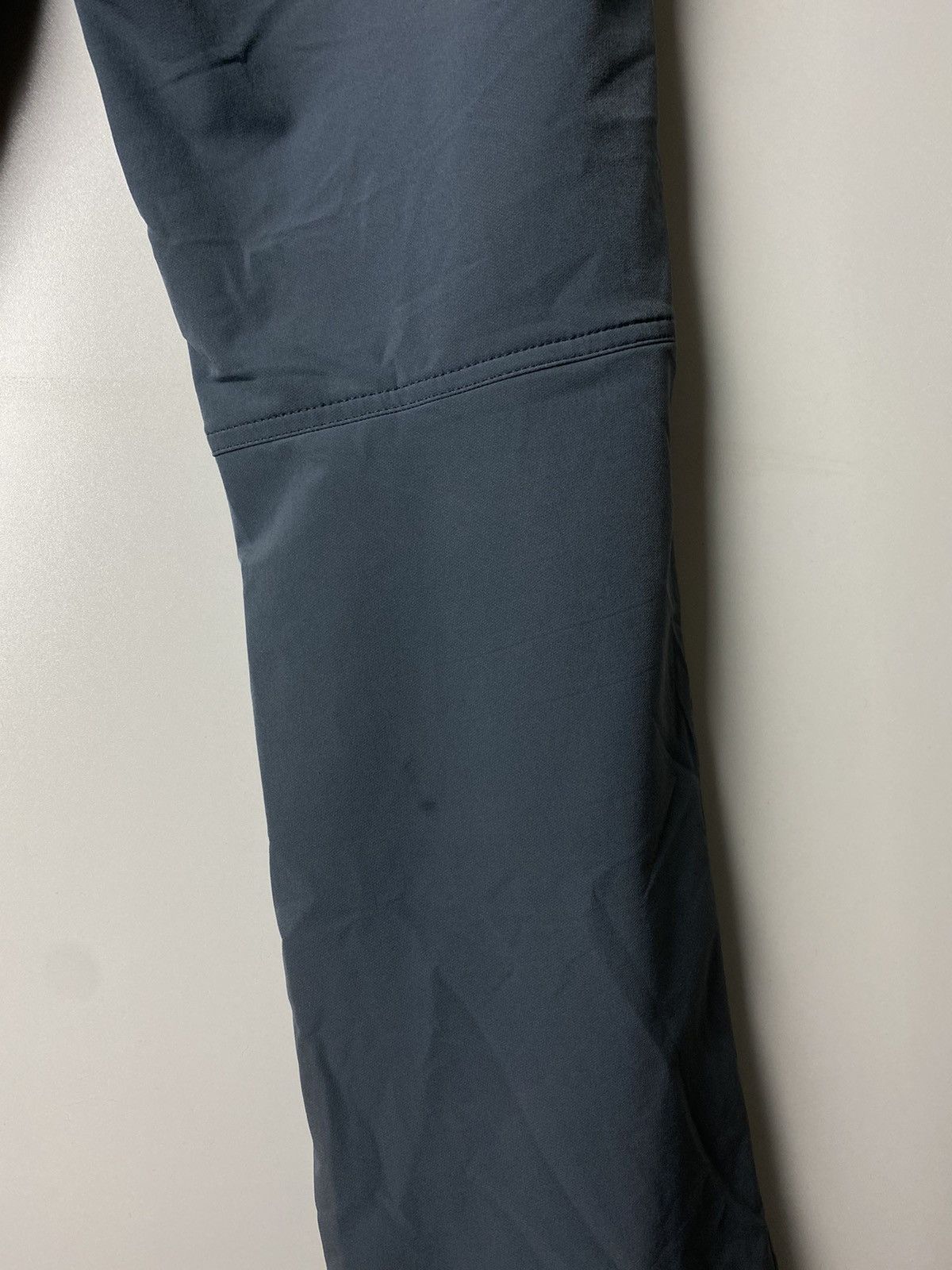 Helly Hansen Helly Hansen outdoor pants size L Size US 33 - 8 Thumbnail