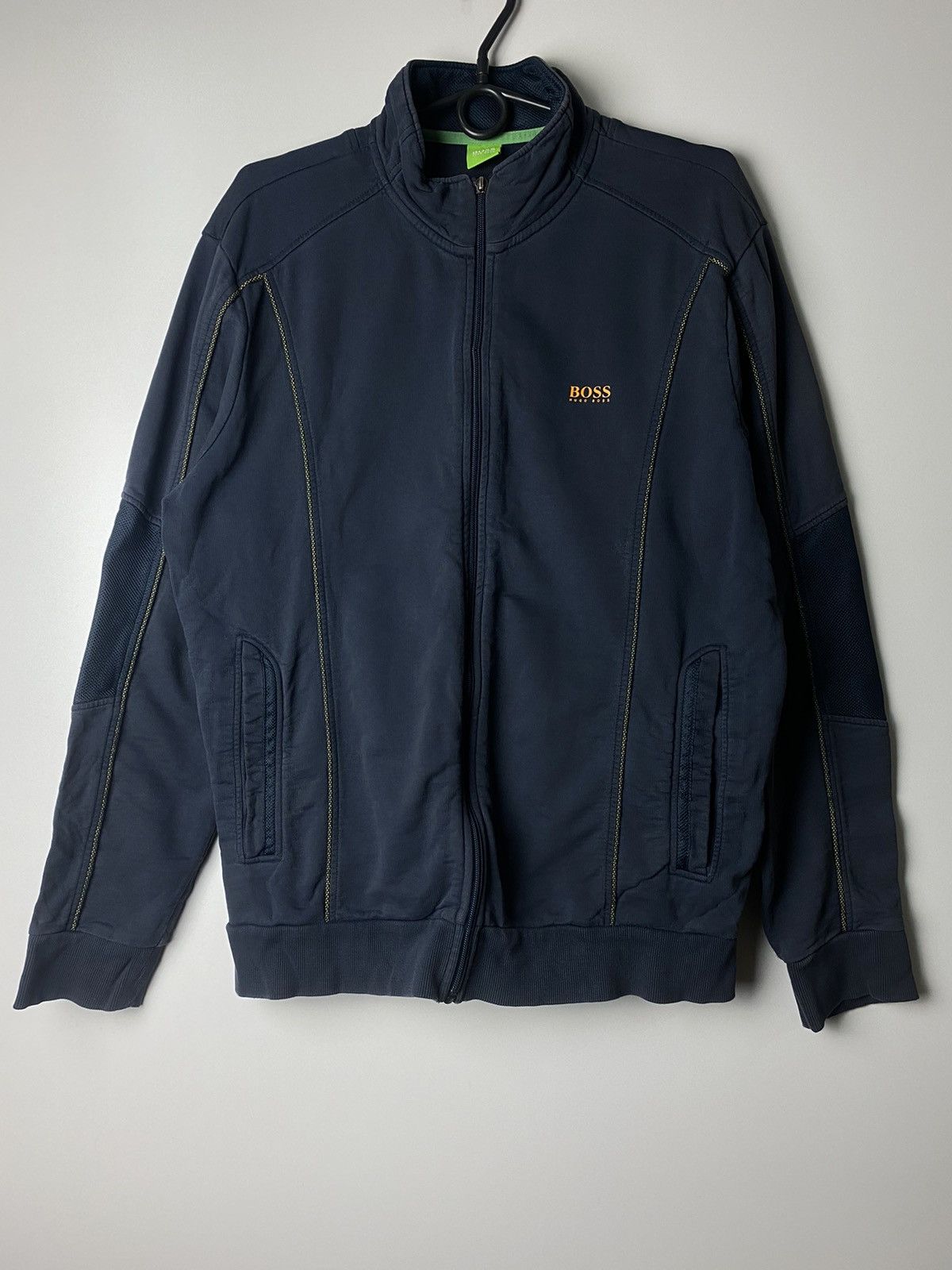 Hugo Boss Hugo Boss luxury sweatshirt size M Size US M / EU 48-50 / 2 - 1 Thumbnail