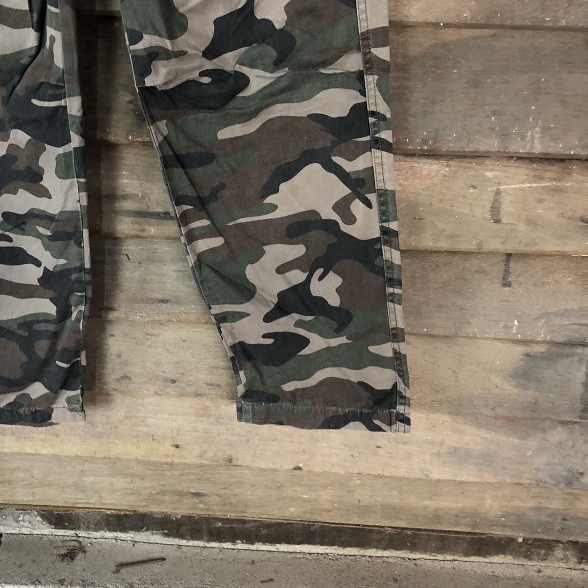 Japanese Brand DL Surplus Green Army Cargo Multipocket Pants #1988 Size US 29 - 9 Thumbnail
