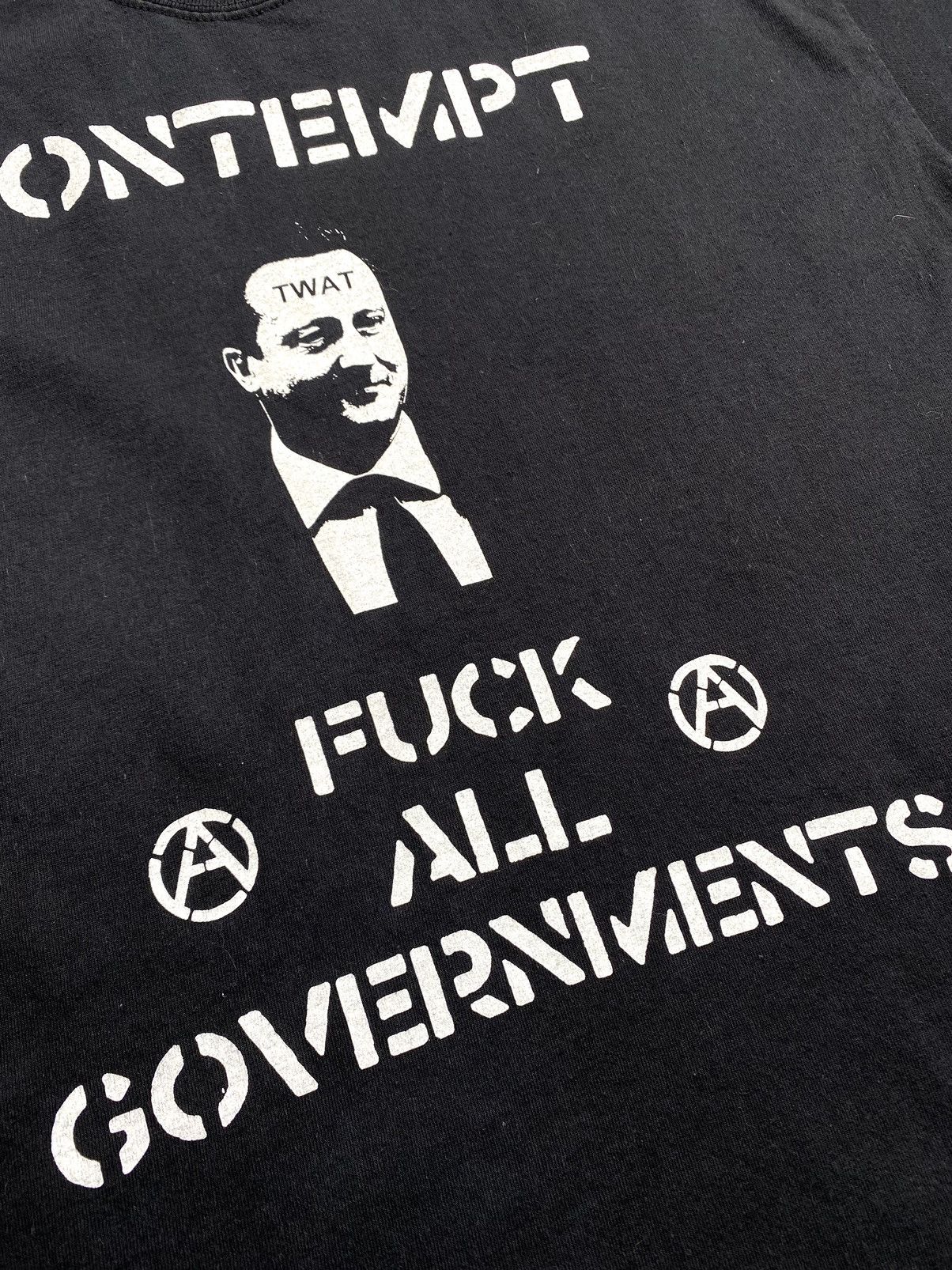 Band Tees 💥 Vintage CONTEMPT FUCK ALL GOVERNMENTS Punk T Shirt Size US XL / EU 56 / 4 - 4 Thumbnail