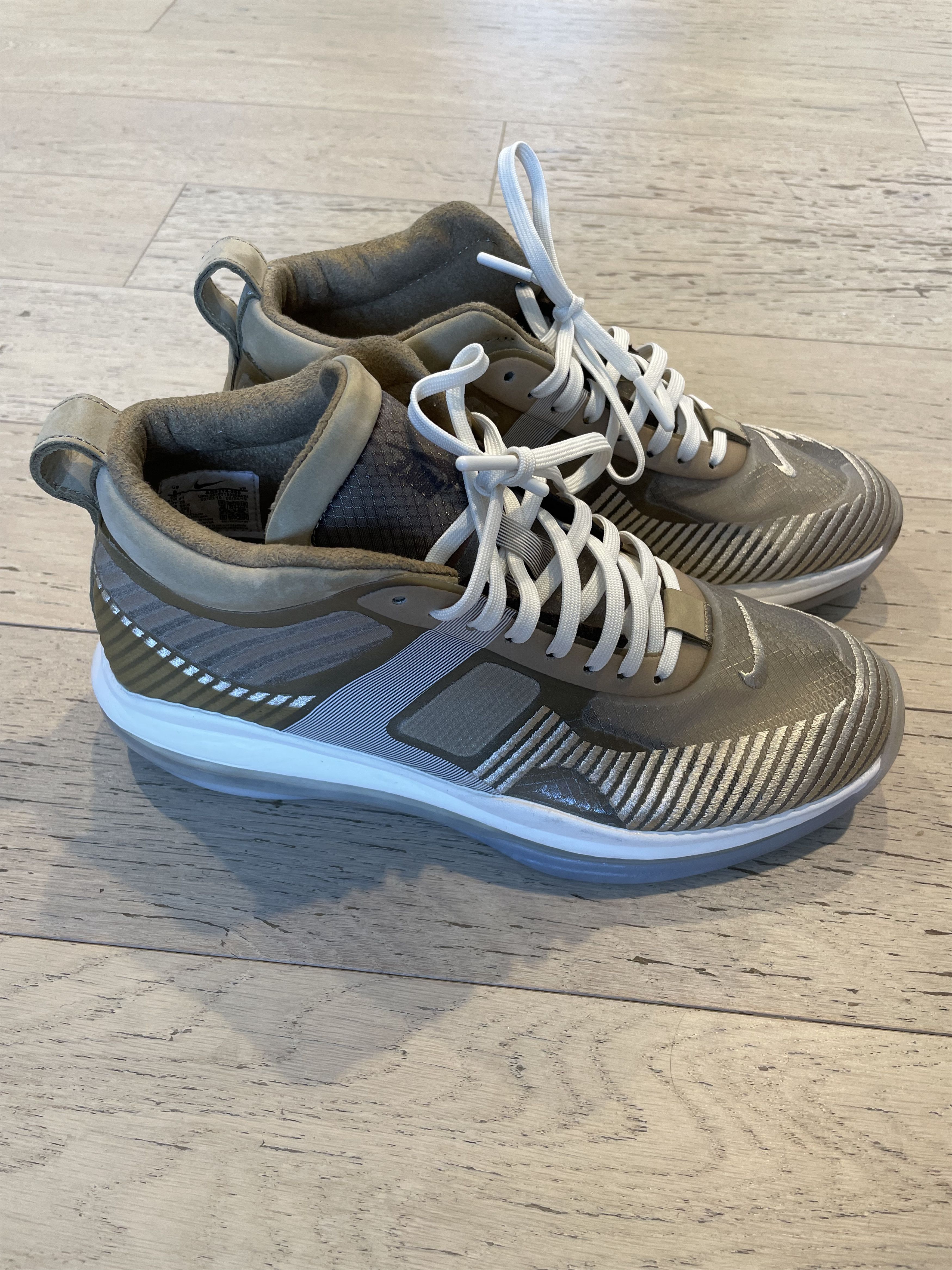John Elliott × Nike Nike John Elliott x LeBron Icon QS Parachute Size US 8 / EU 41 - 1 Thumbnail