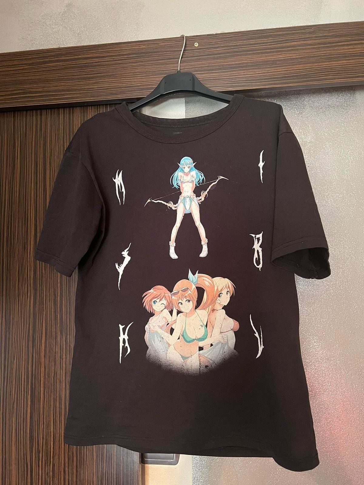 misbhv anime tee