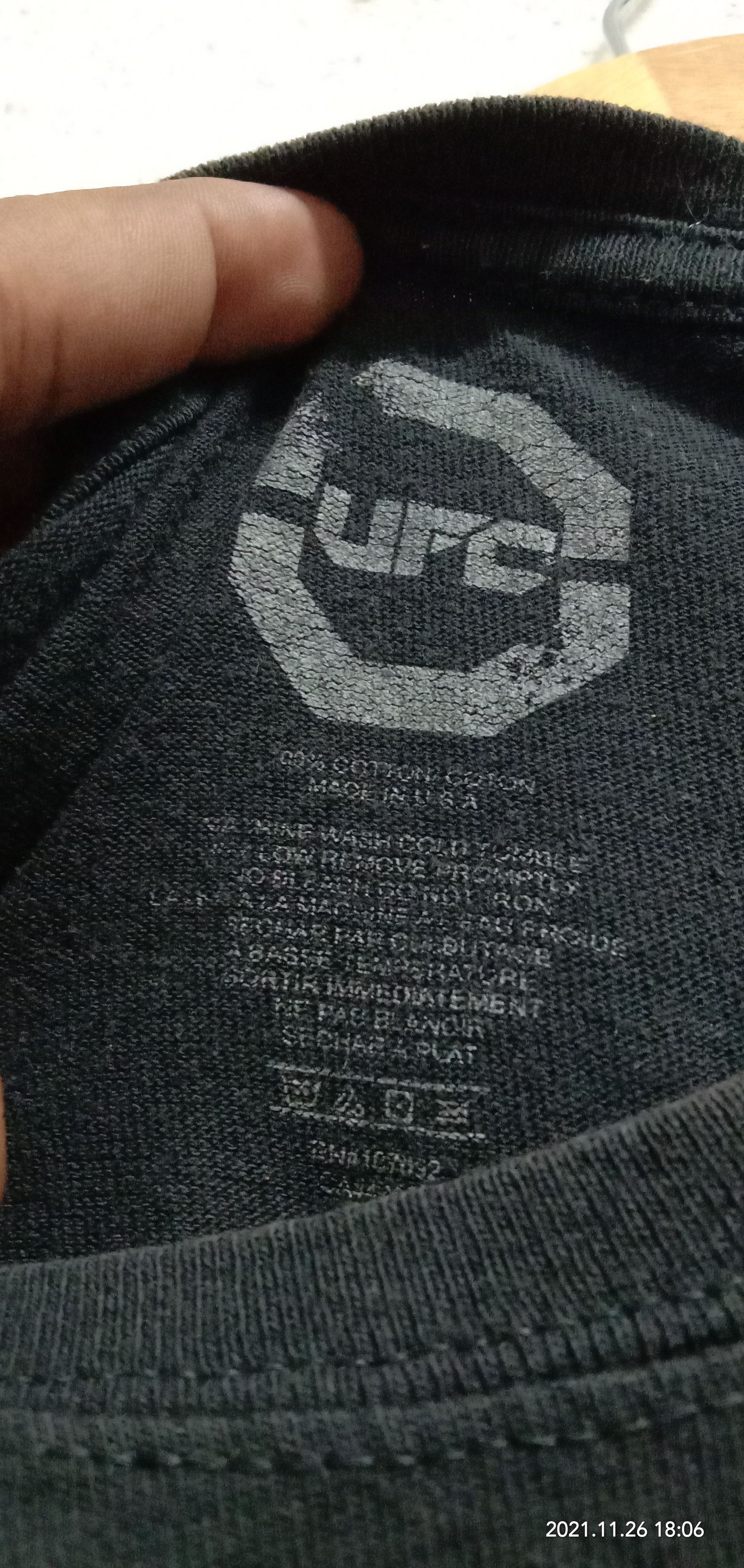 UFC UFC 129 ST-PIERRE VS SHIELDS Size US L / EU 52-54 / 3 - 4 Thumbnail