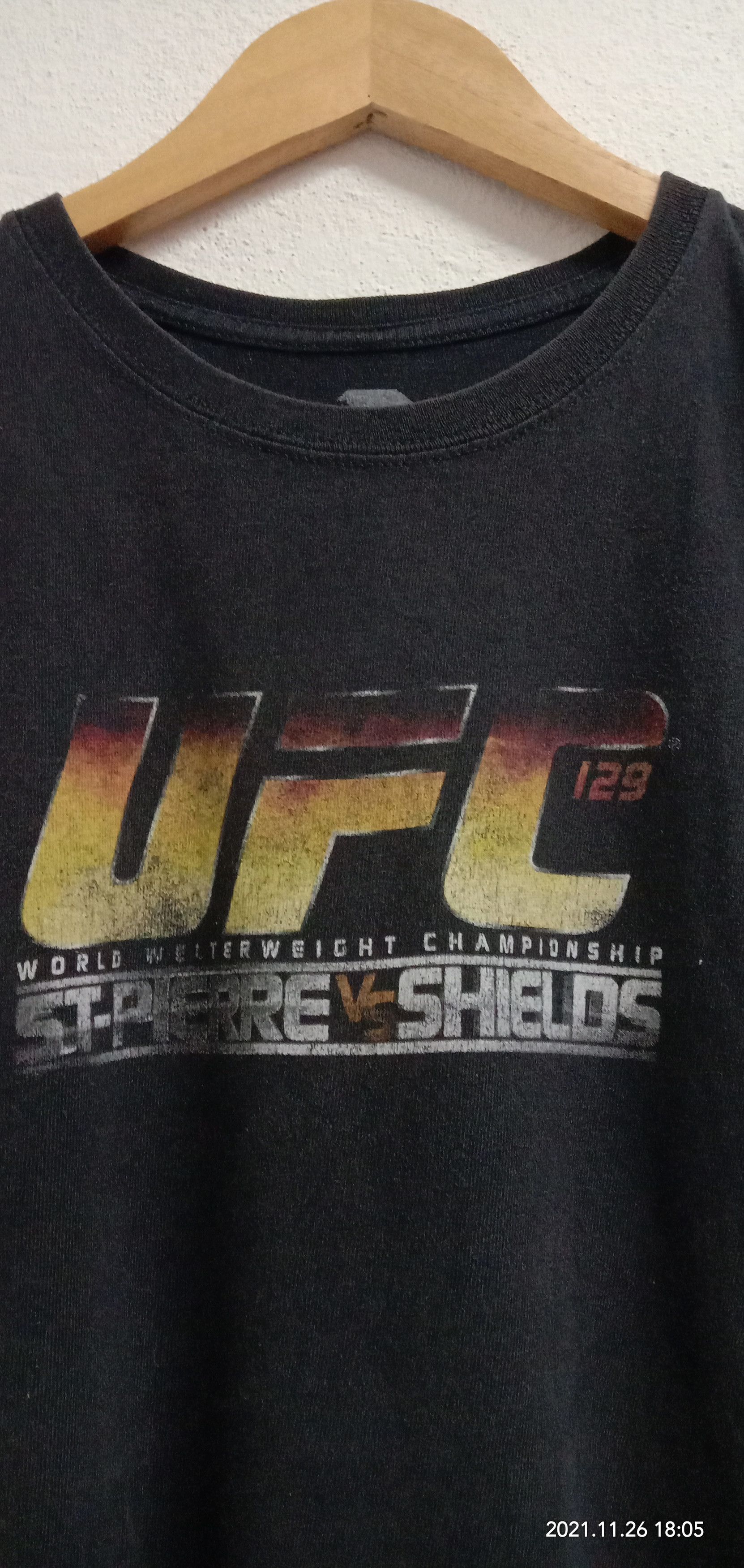 UFC UFC 129 ST-PIERRE VS SHIELDS Size US L / EU 52-54 / 3 - 5 Thumbnail