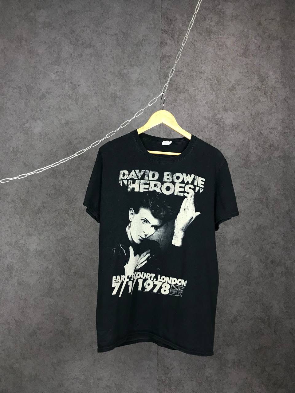 Band Tees David Bowie “Heroes” vintage cult rock band tee Size US L / EU 52-54 / 3 - 1 Thumbnail